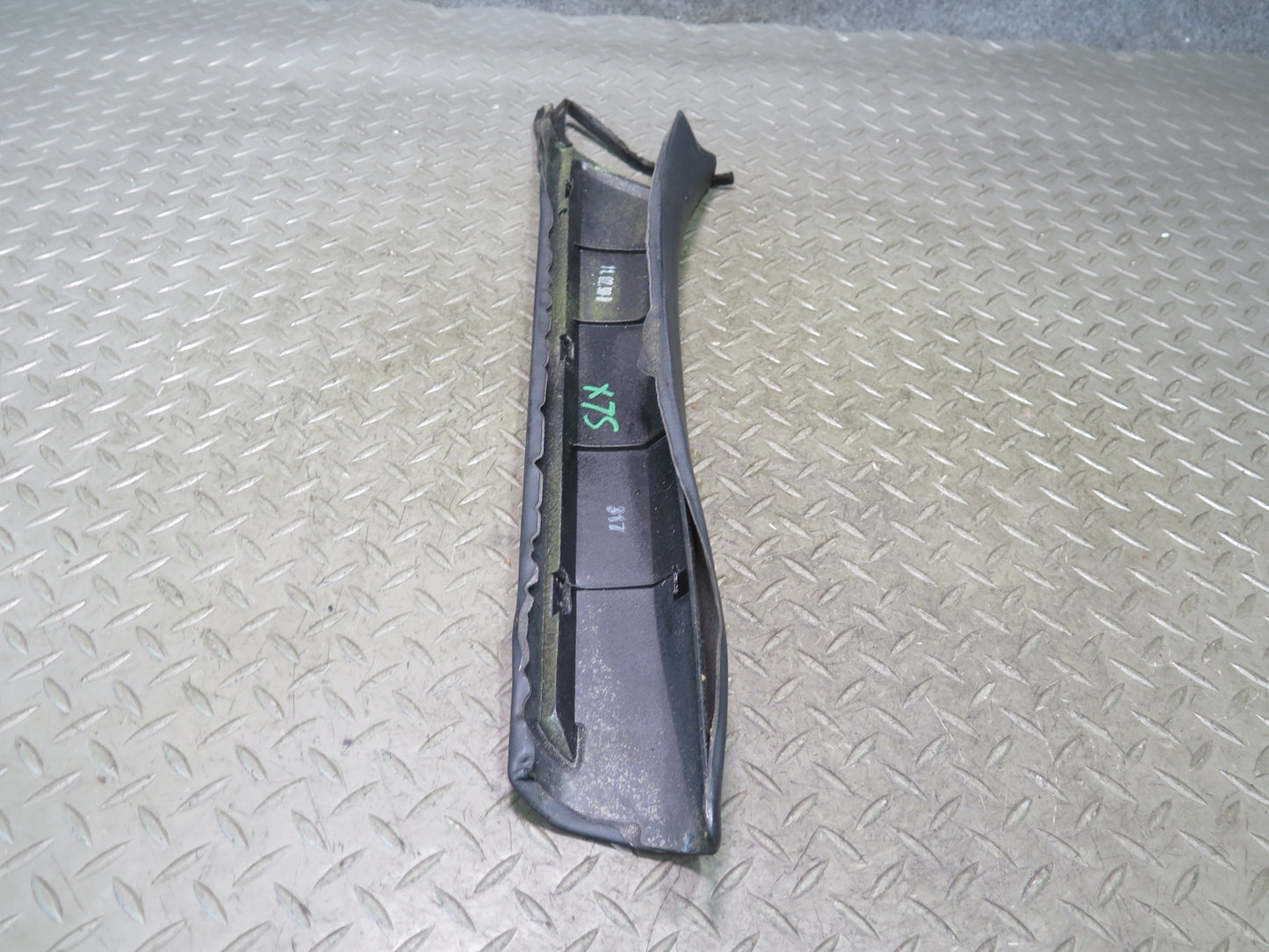 96-02 Mercedes R129 Sl-class Set of 2 Front Interior A Pillar Trim Panel OEM