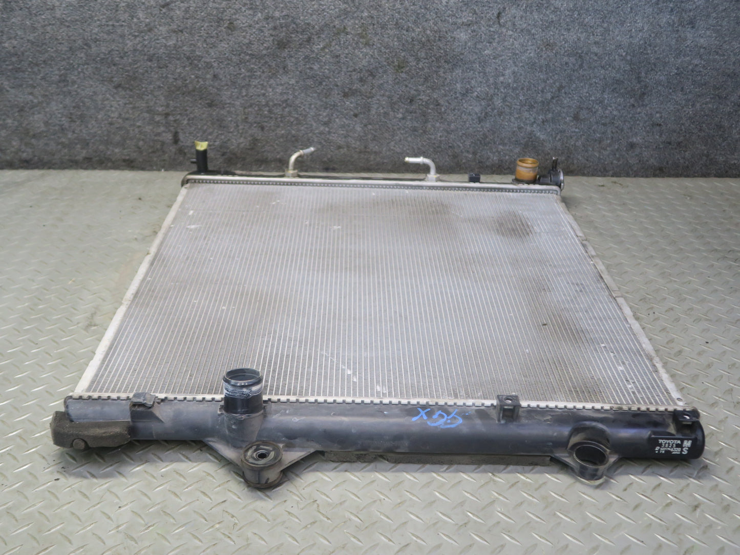 2010-2013 Lexus URJ150L GX460 AWD 4.6L Engine Motor Cooling Radiator