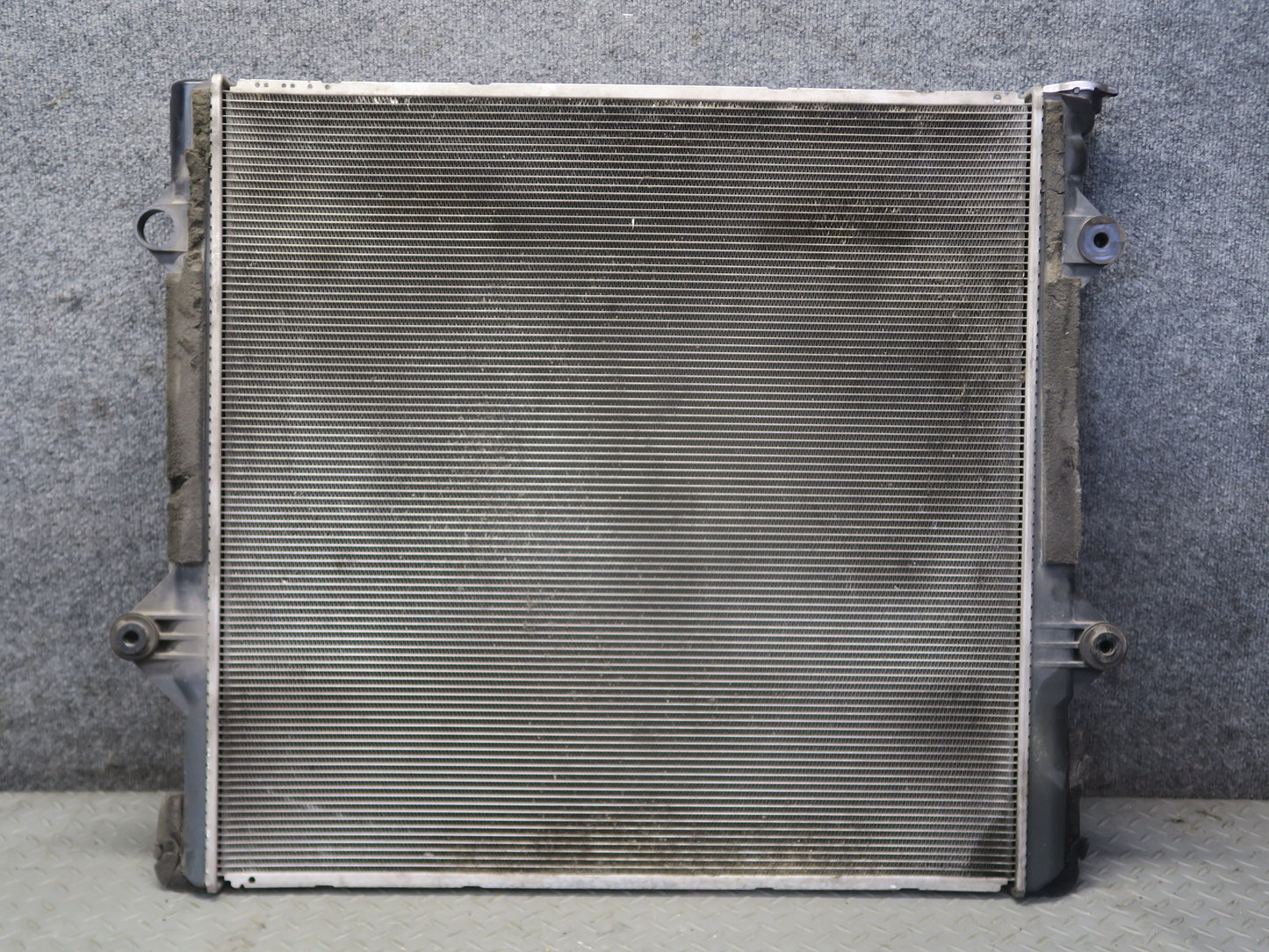 2010-2013 Lexus URJ150L GX460 AWD 4.6L Engine Motor Cooling Radiator