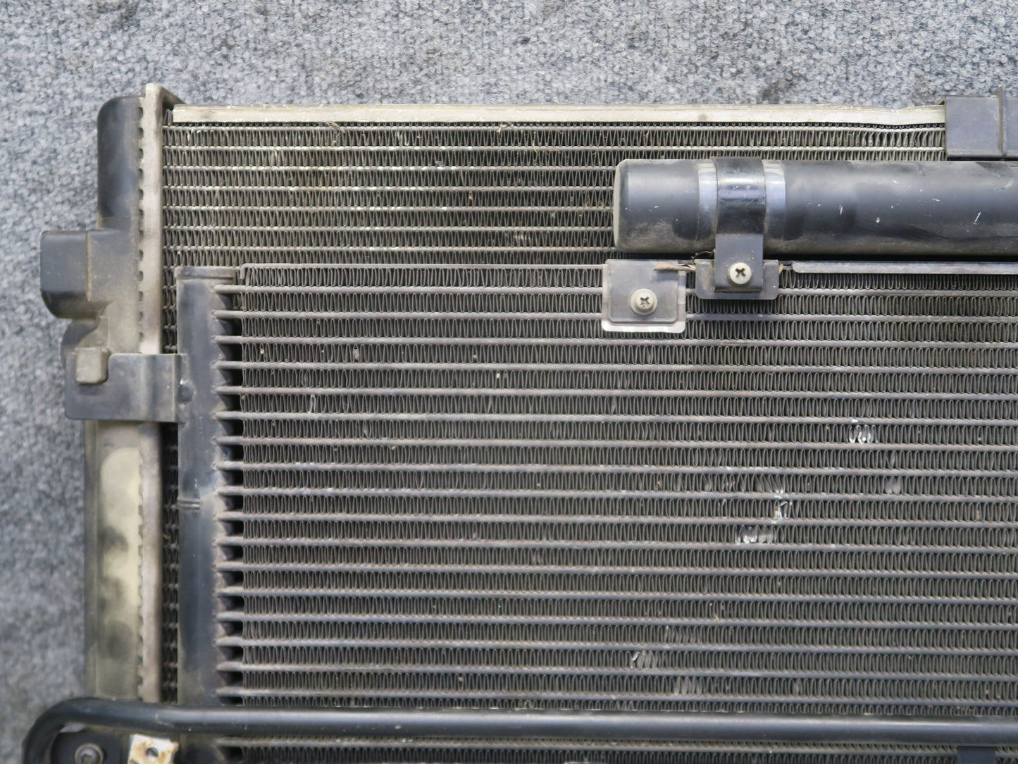 01-03 VW Eurovan T4 2.8L AXK Engine Radiator w A/C Condenser & Oil Cooler OEM