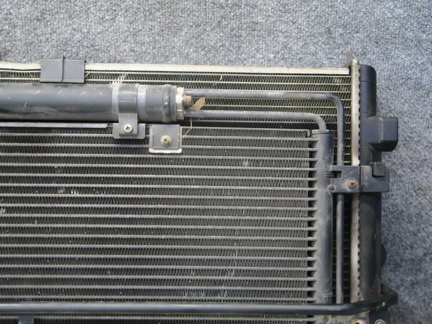 01-03 VW Eurovan T4 2.8L AXK Engine Radiator w A/C Condenser & Oil Cooler OEM