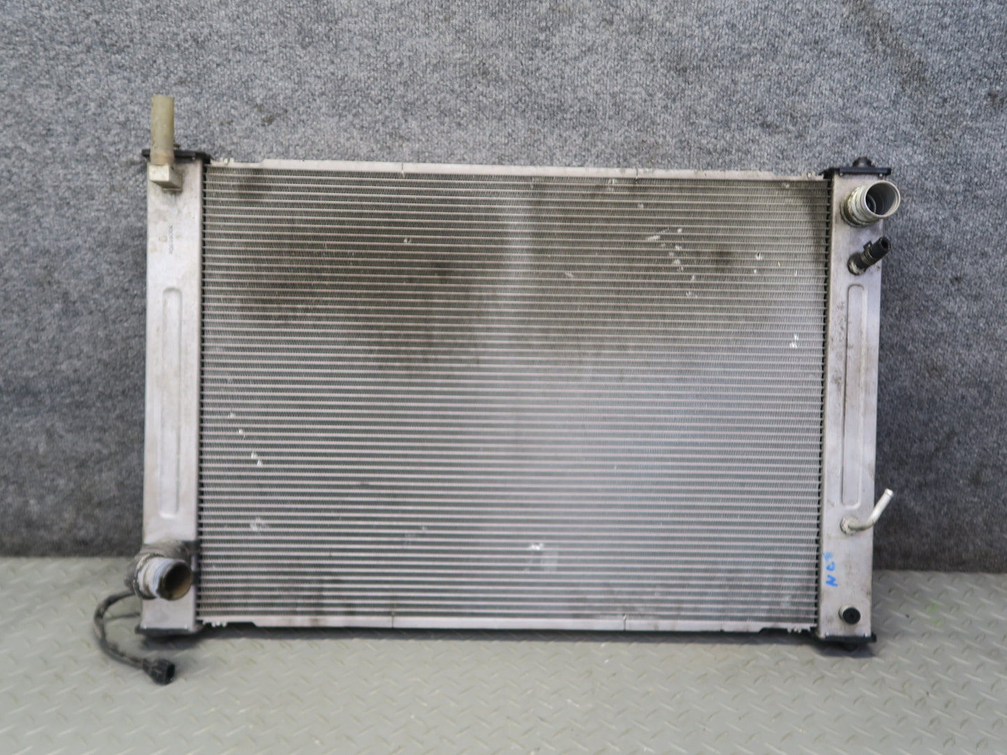 09-20 Nissan Z34370Z RWD A/T Engine Cooling Radiator OEM