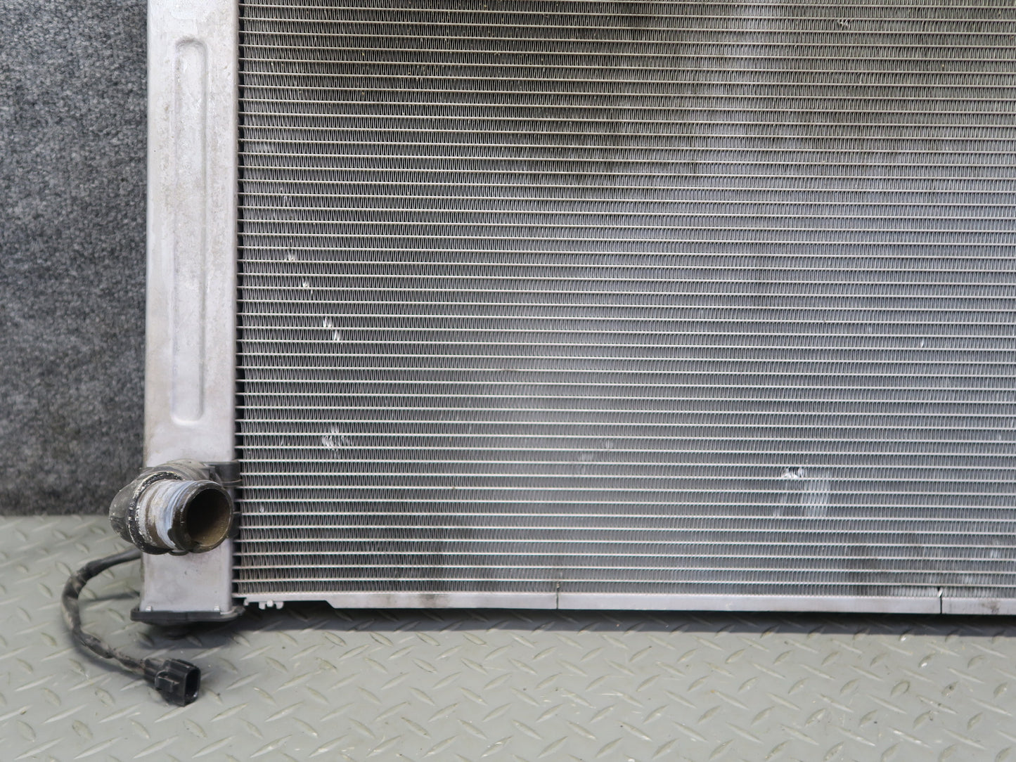 09-20 Nissan Z34370Z RWD A/T Engine Cooling Radiator OEM