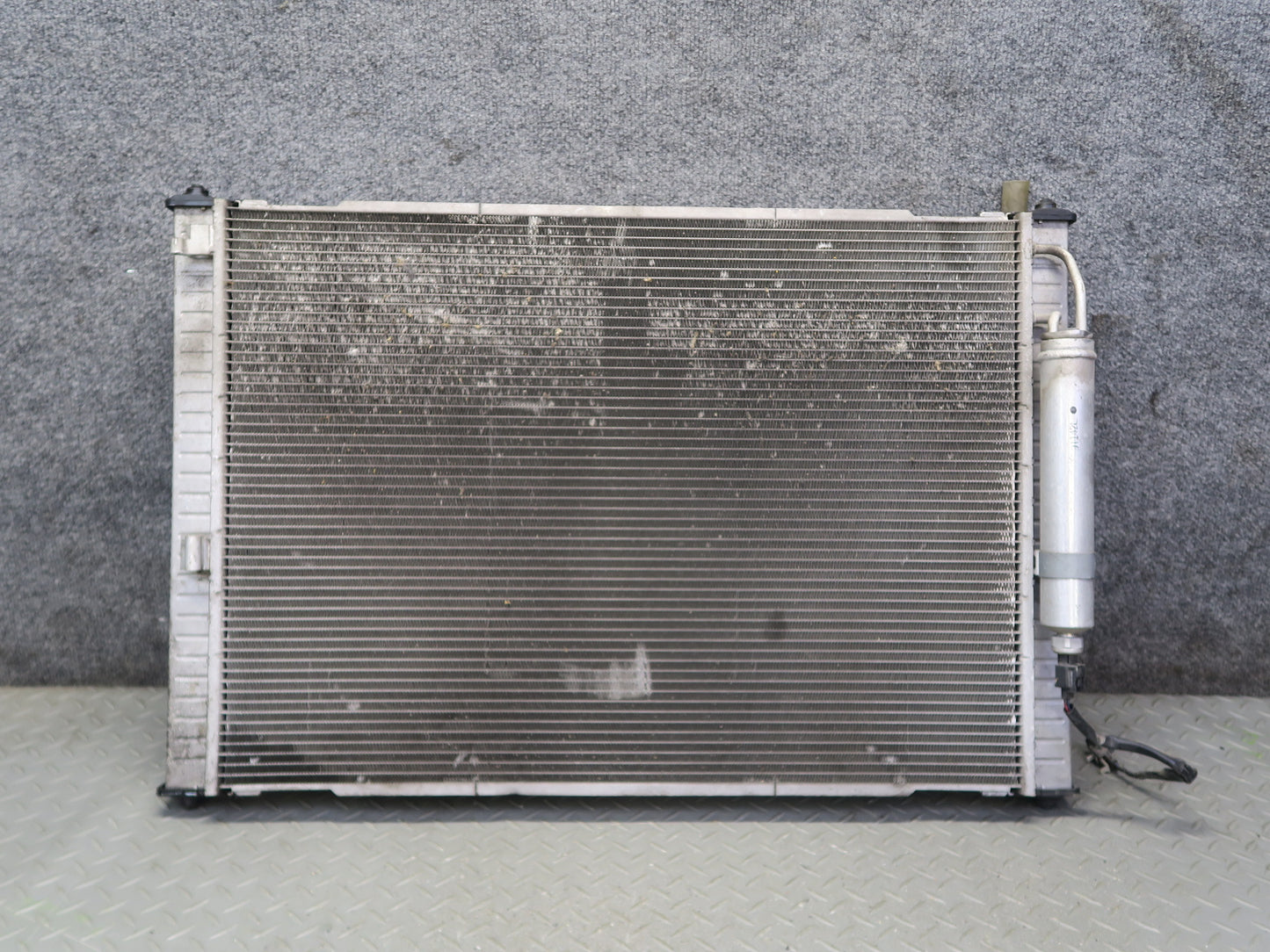 09-20 Nissan Z34370Z RWD A/T Engine Cooling Radiator OEM