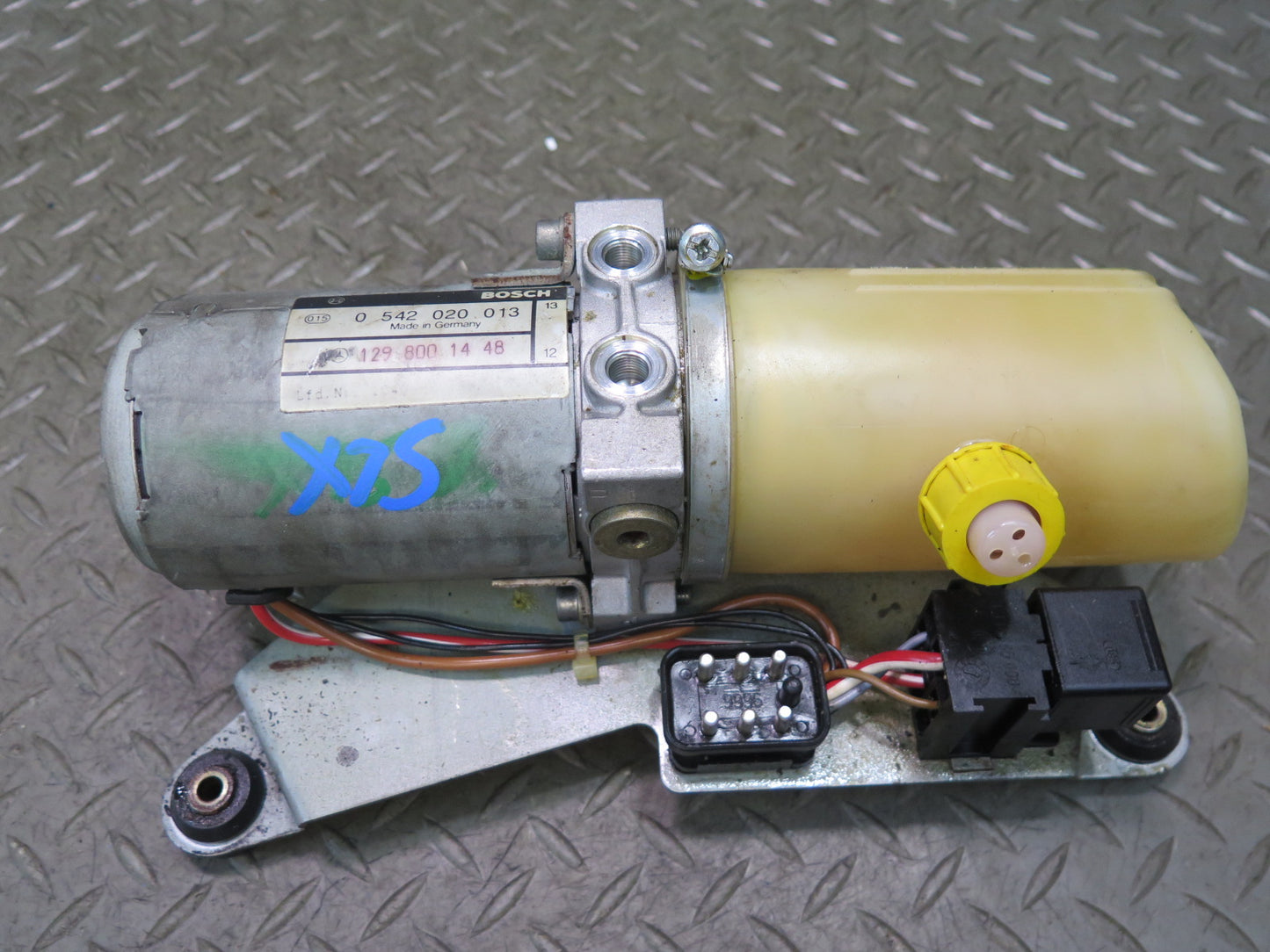 97-02 Mercedes R129 SL Convertible TOP Roof Hydraulic Pump Motor 1298001448 OEM
