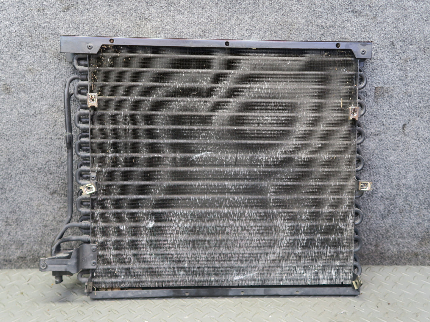 96-02 BMW E36/7 Z3 A/C Air Condition Condenser 8398181 OEM