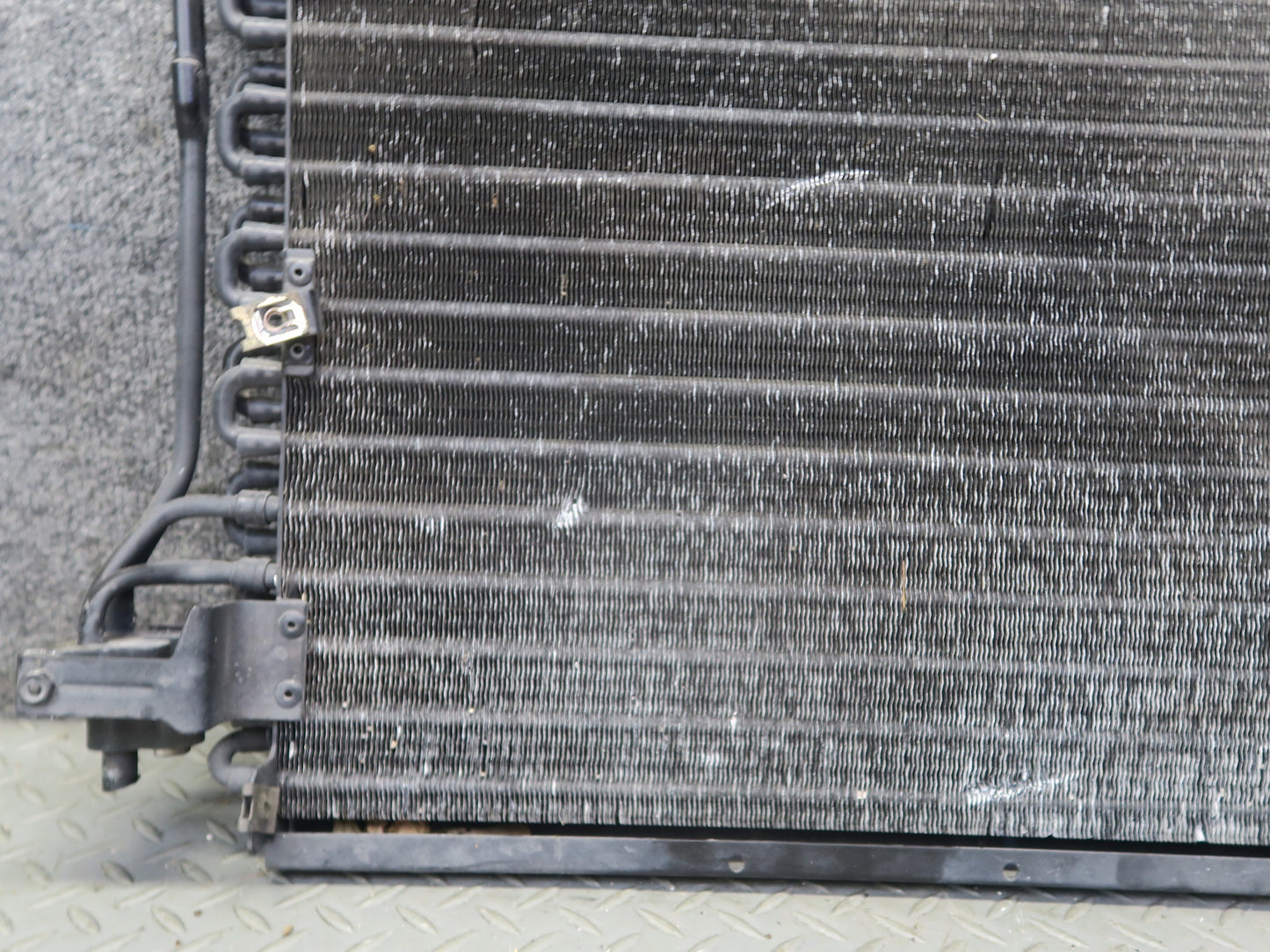 96-02 BMW E36/7 Z3 A/C Air Condition Condenser 8398181 OEM