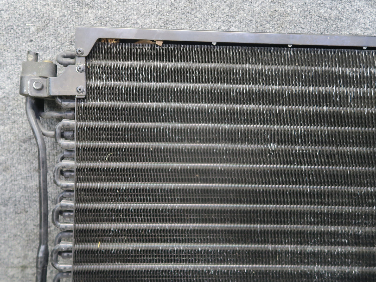 96-02 BMW E36/7 Z3 A/C Air Condition Condenser 8398181 OEM