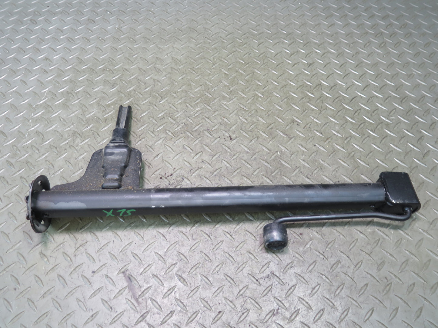 94-02 Mercedes R129 Sl-class Emergency Spare Tire Lift Jack Tool 1295830015 OEM