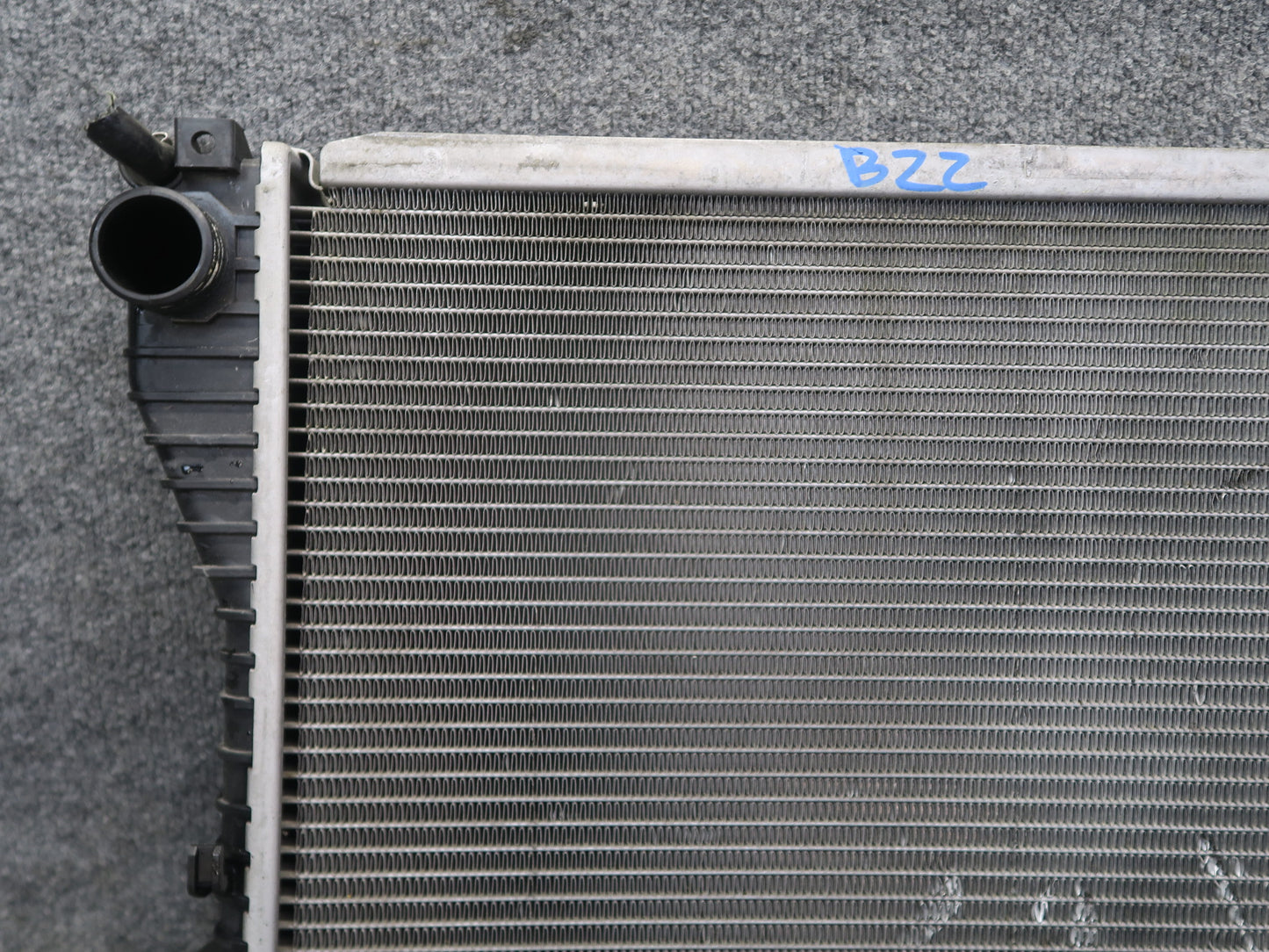 99-02 BMW E36/7 Z3 M52 M54 Engine Cooling Radiator 57K Miles OEM