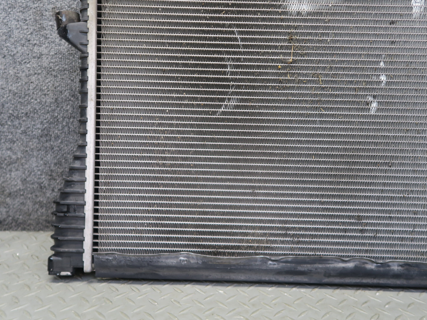 99-02 BMW E36/7 Z3 M52 M54 Engine Cooling Radiator 57K Miles OEM