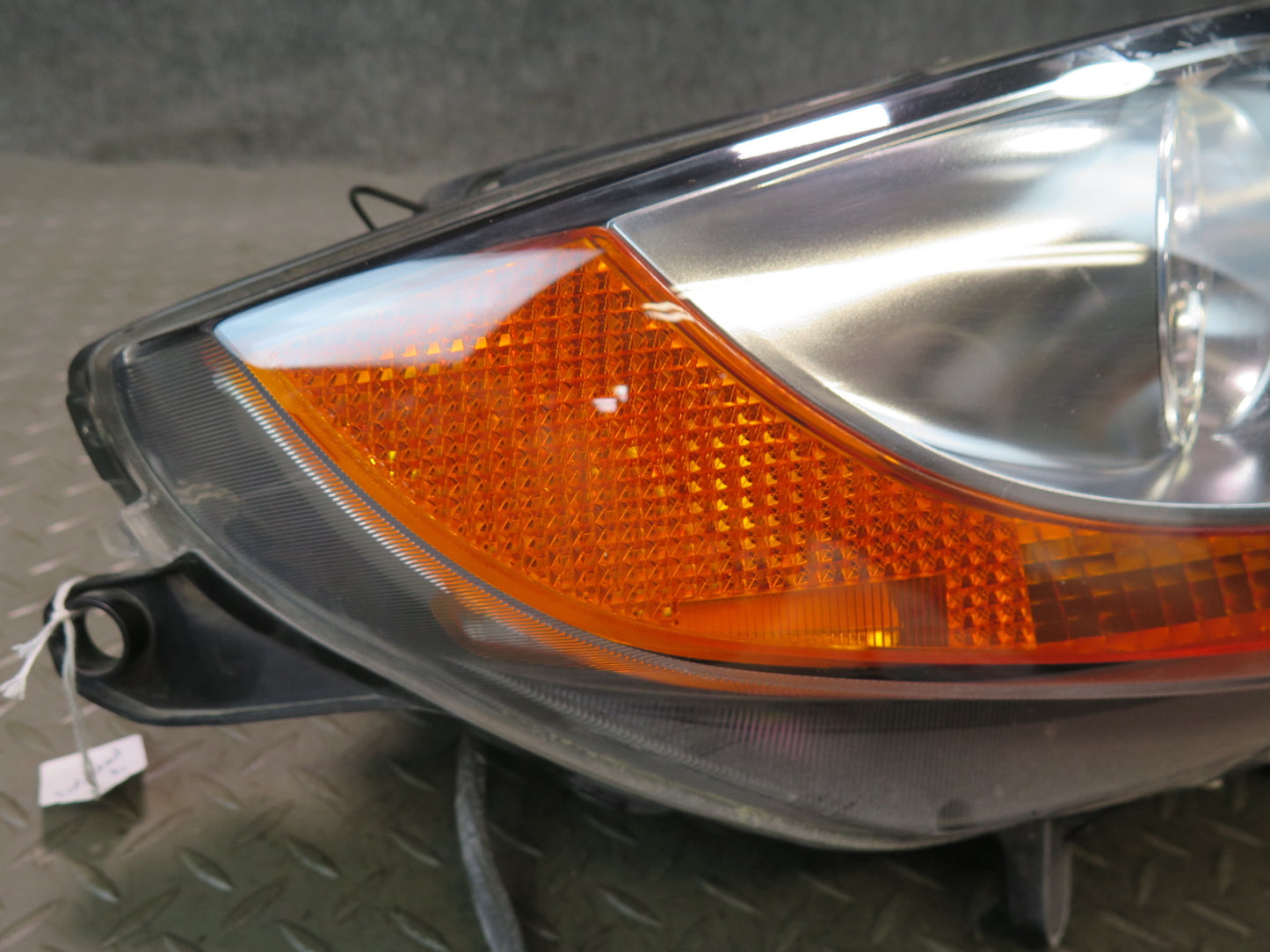 03-05 BMW E85 Z4 3.0L Front Right Bi-xenon HID Headlight Lamp w Ballast OEM