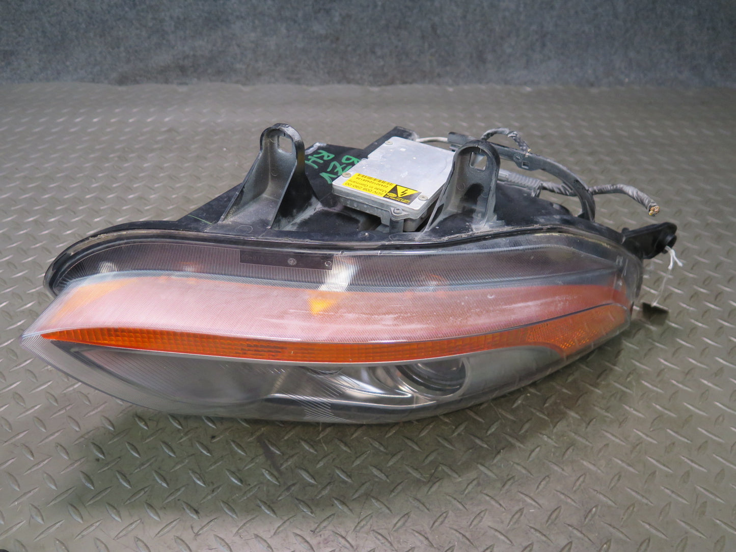03-05 BMW E85 Z4 3.0L Front Right Bi-xenon HID Headlight Lamp w Ballast OEM