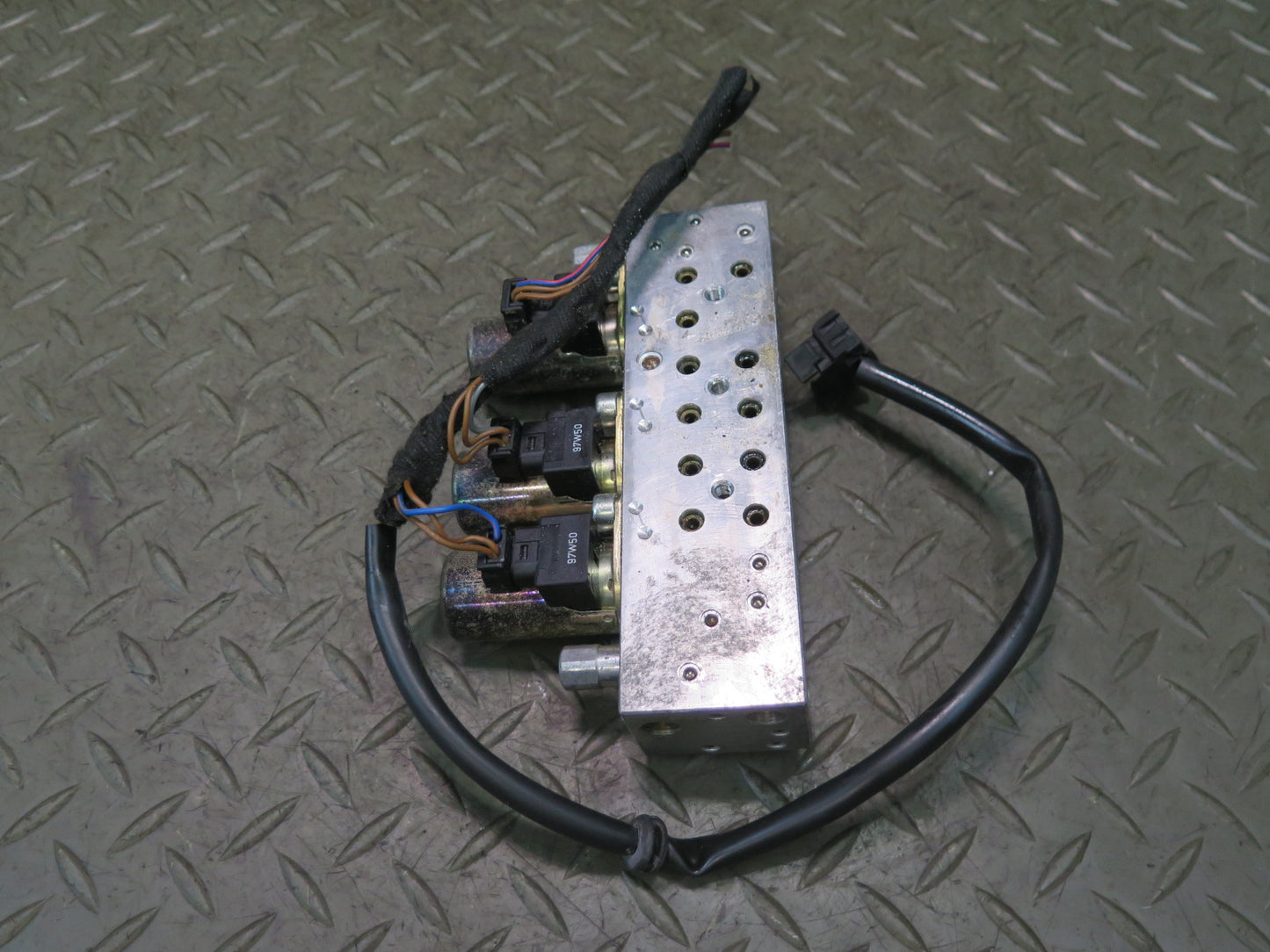 94-02 Mercedes R129 SL Convertible Right TOP Roof Hydraulic Valve Block OEM
