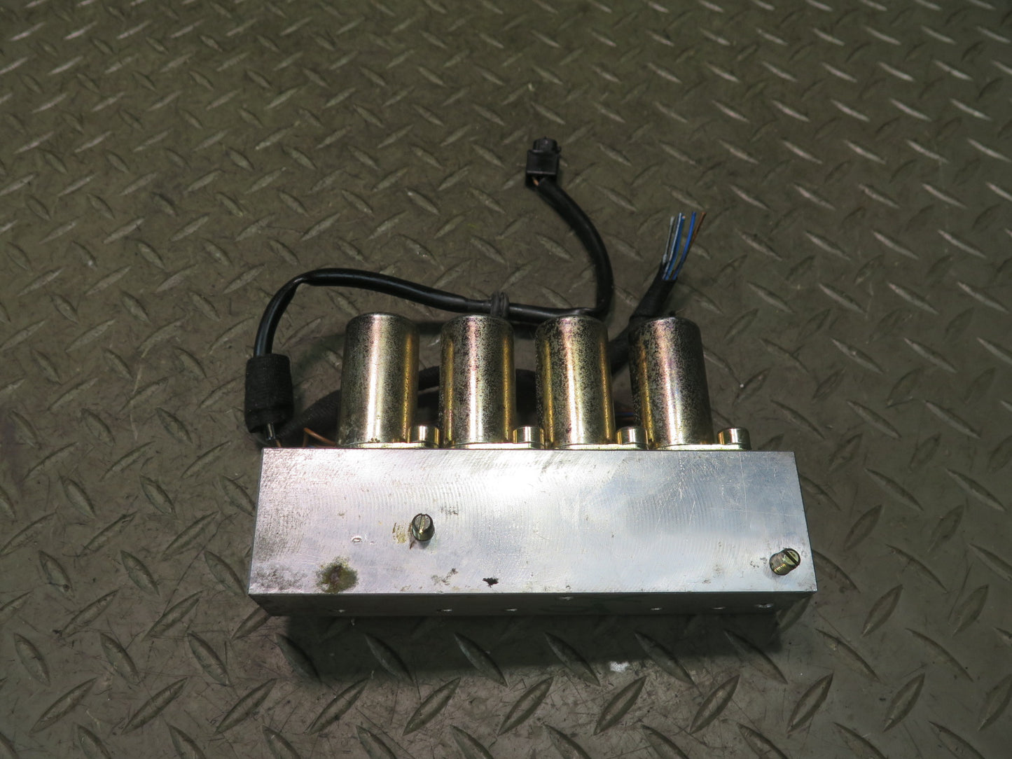 94-02 Mercedes R129 SL Convertible Left TOP Roof Hydraulic Valve Block OEM