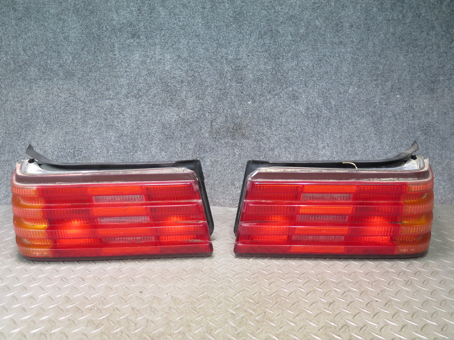 96-98 Mercedes R129 Sl-class Set of 2 Rear Left & Right Tail Light Lamp OEM