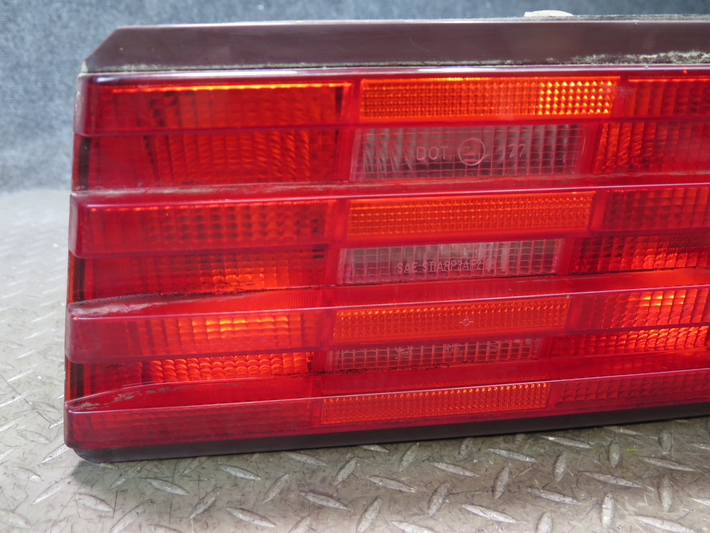 96-98 Mercedes R129 Sl-class Set of 2 Rear Left & Right Tail Light Lamp OEM