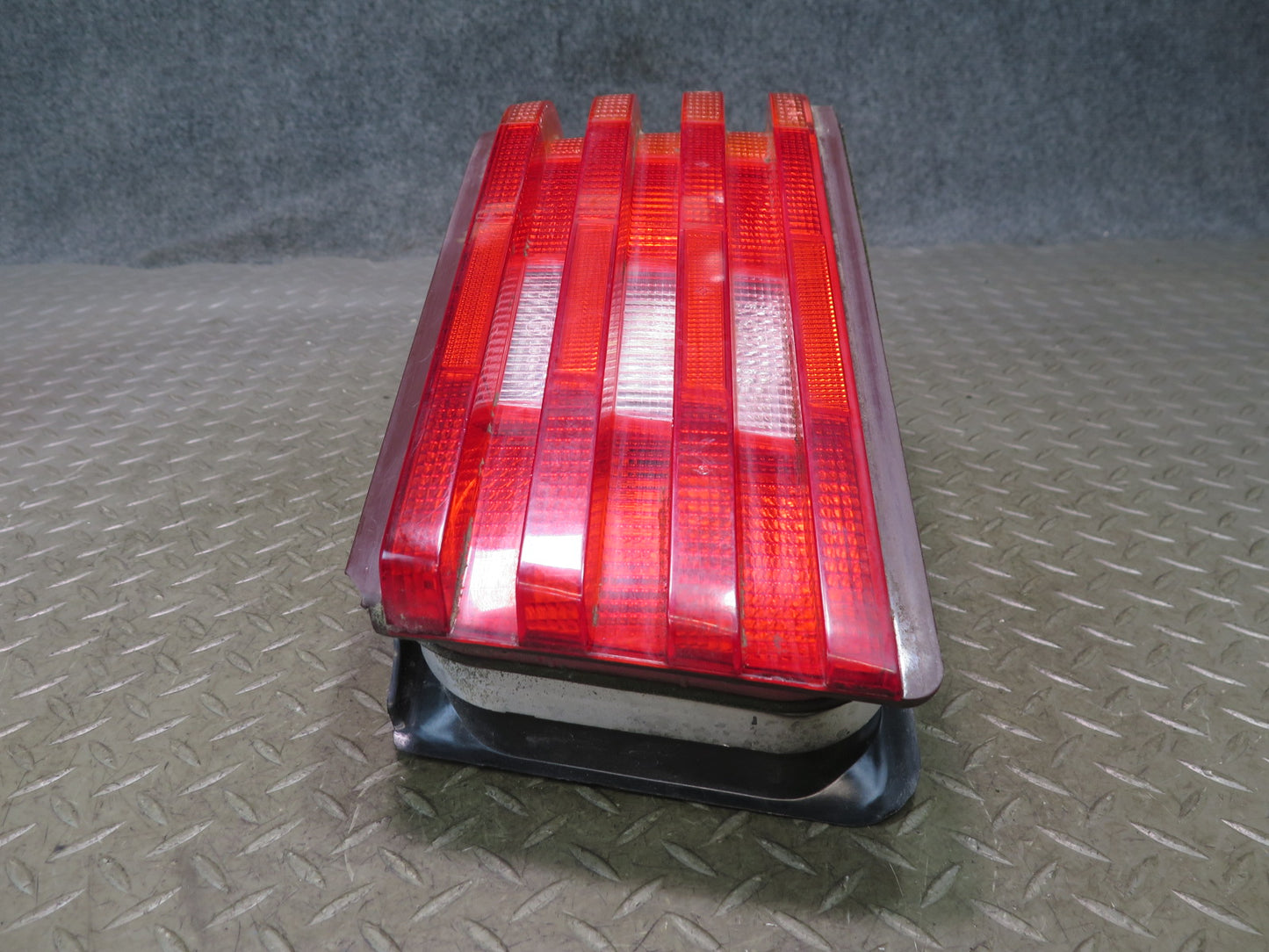 96-98 Mercedes R129 Sl-class Set of 2 Rear Left & Right Tail Light Lamp OEM