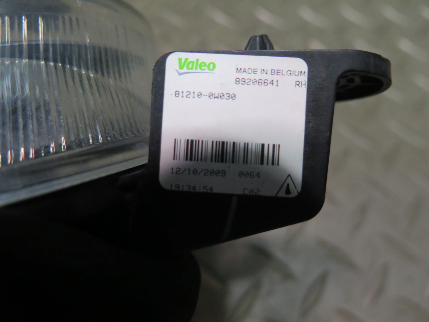 10-13 Lexus IS350 IS250 GSE20L Convertible Front Right Side Fog Light Lamp OEM