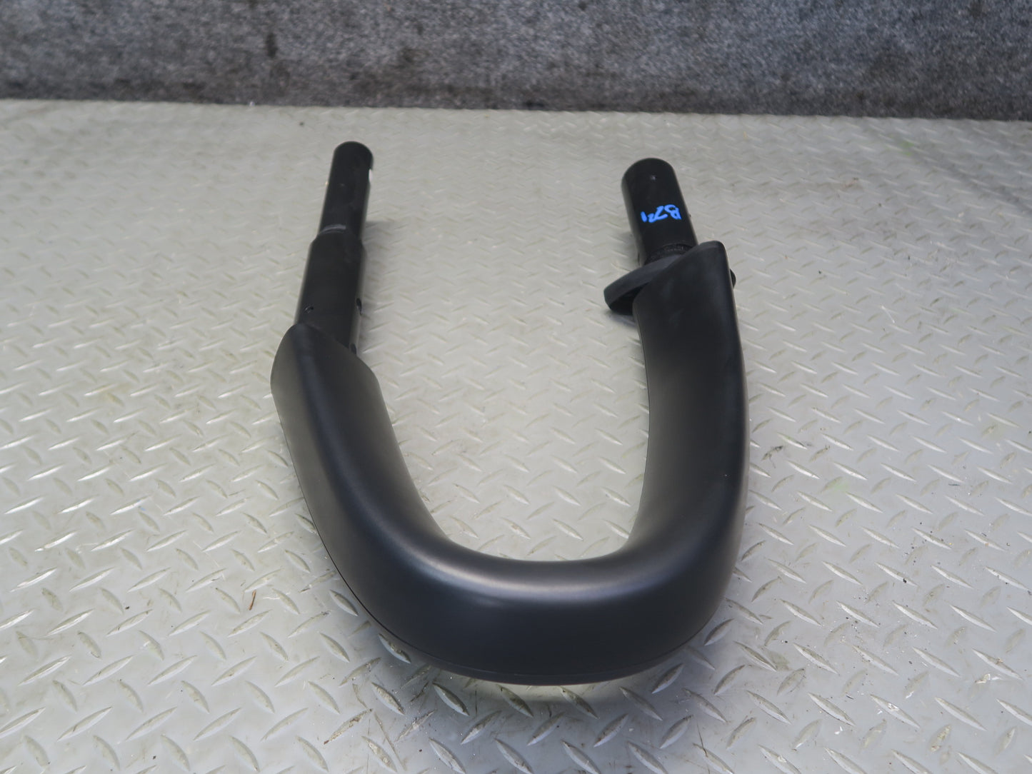 96-02 BMW E36/7 Z3 Convertible Set of 2 Left & Right Roll Over Roll Bar OEM
