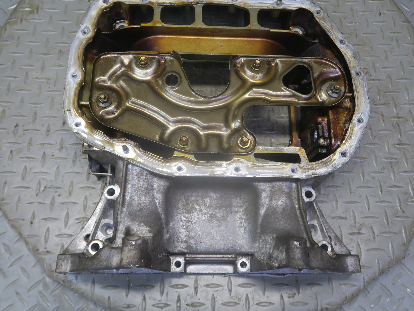 01-06 Lexus LS430 UCF30L 3UZFE Engine Motor Upper Oil Pan OEM