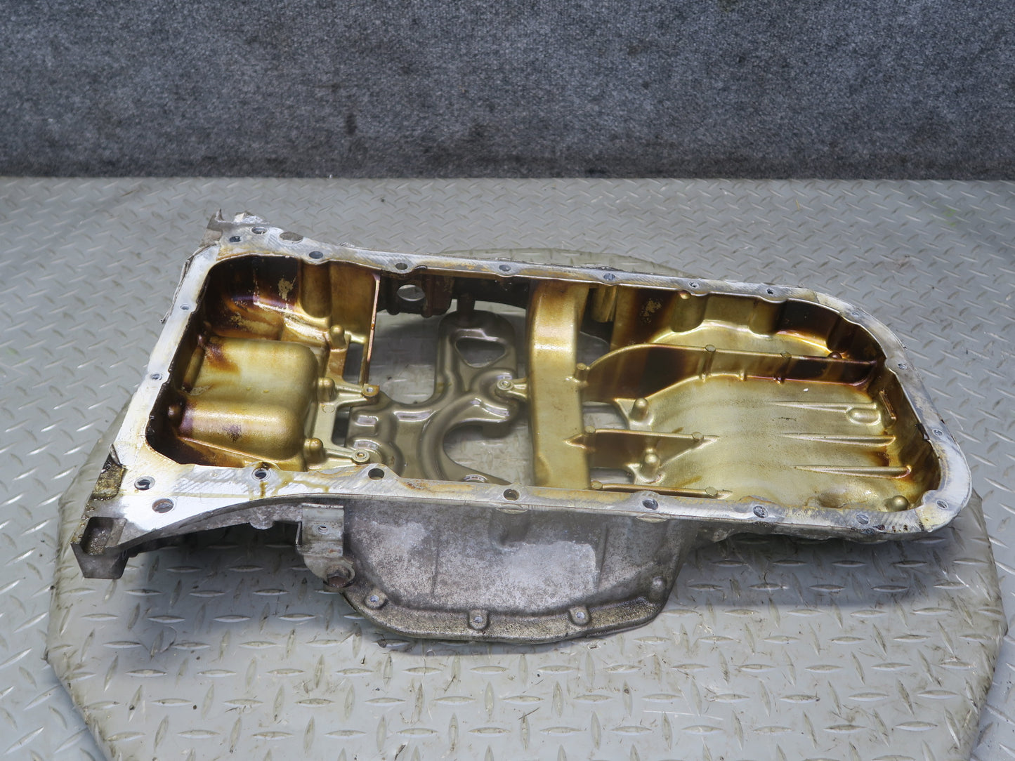 01-06 Lexus LS430 UCF30L 3UZFE Engine Motor Upper Oil Pan OEM