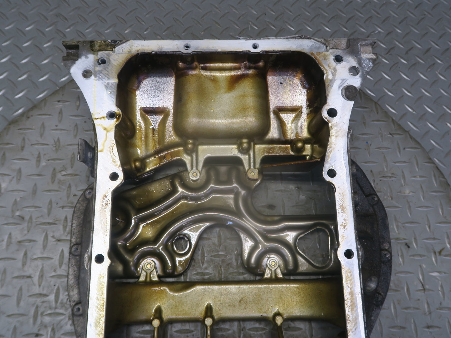 01-06 Lexus LS430 UCF30L 3UZFE Engine Motor Upper Oil Pan OEM