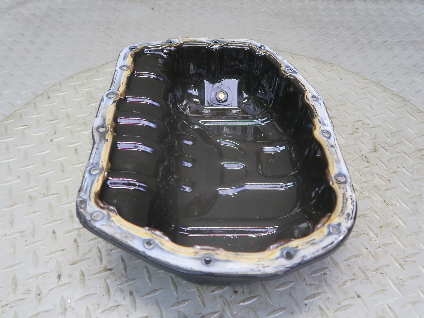 01-06 Lexus LS430 UCF30L 3UZFE Engine Motor Lower Oil Pan OEM