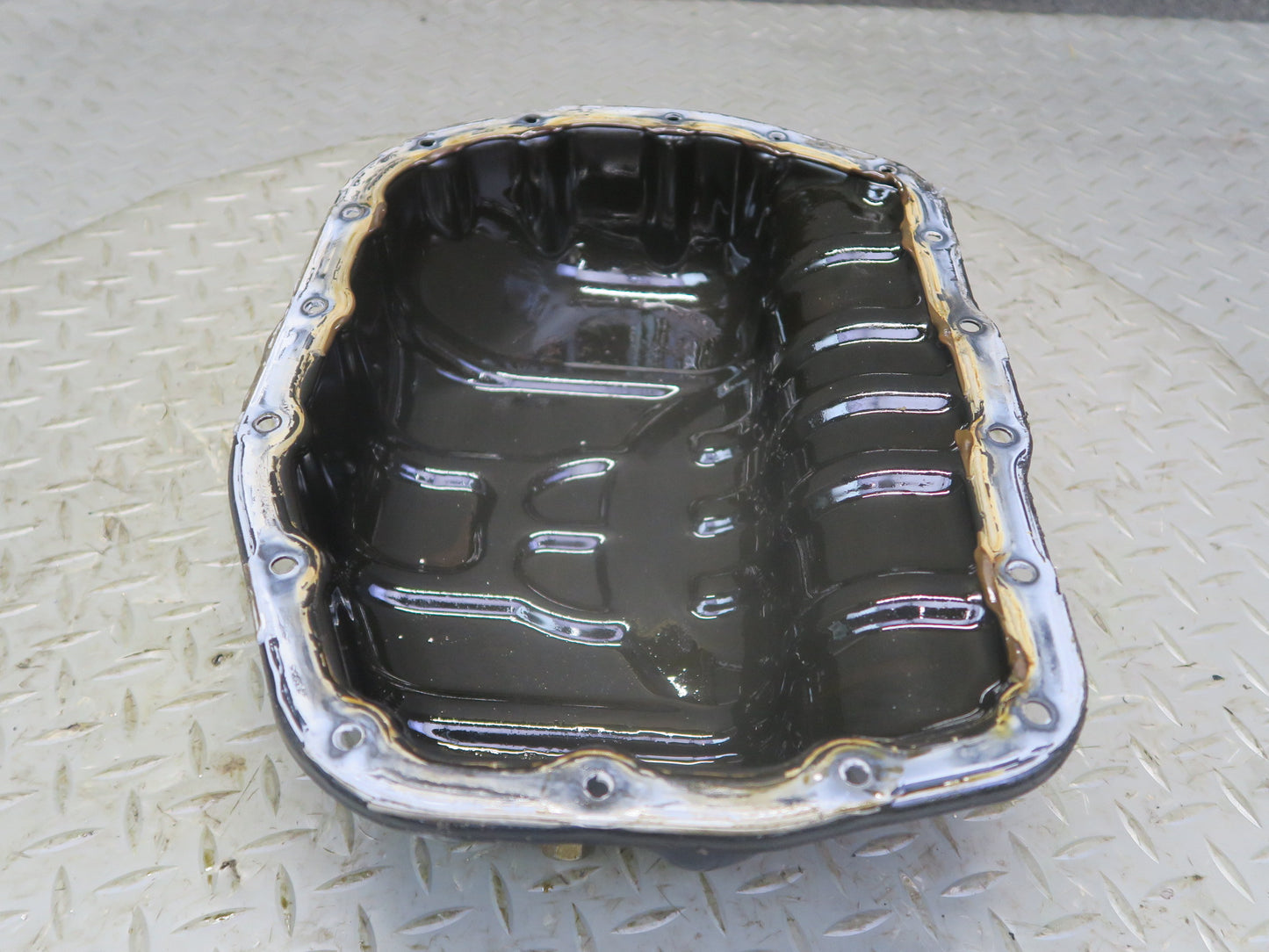 01-06 Lexus LS430 UCF30L 3UZFE Engine Motor Lower Oil Pan OEM