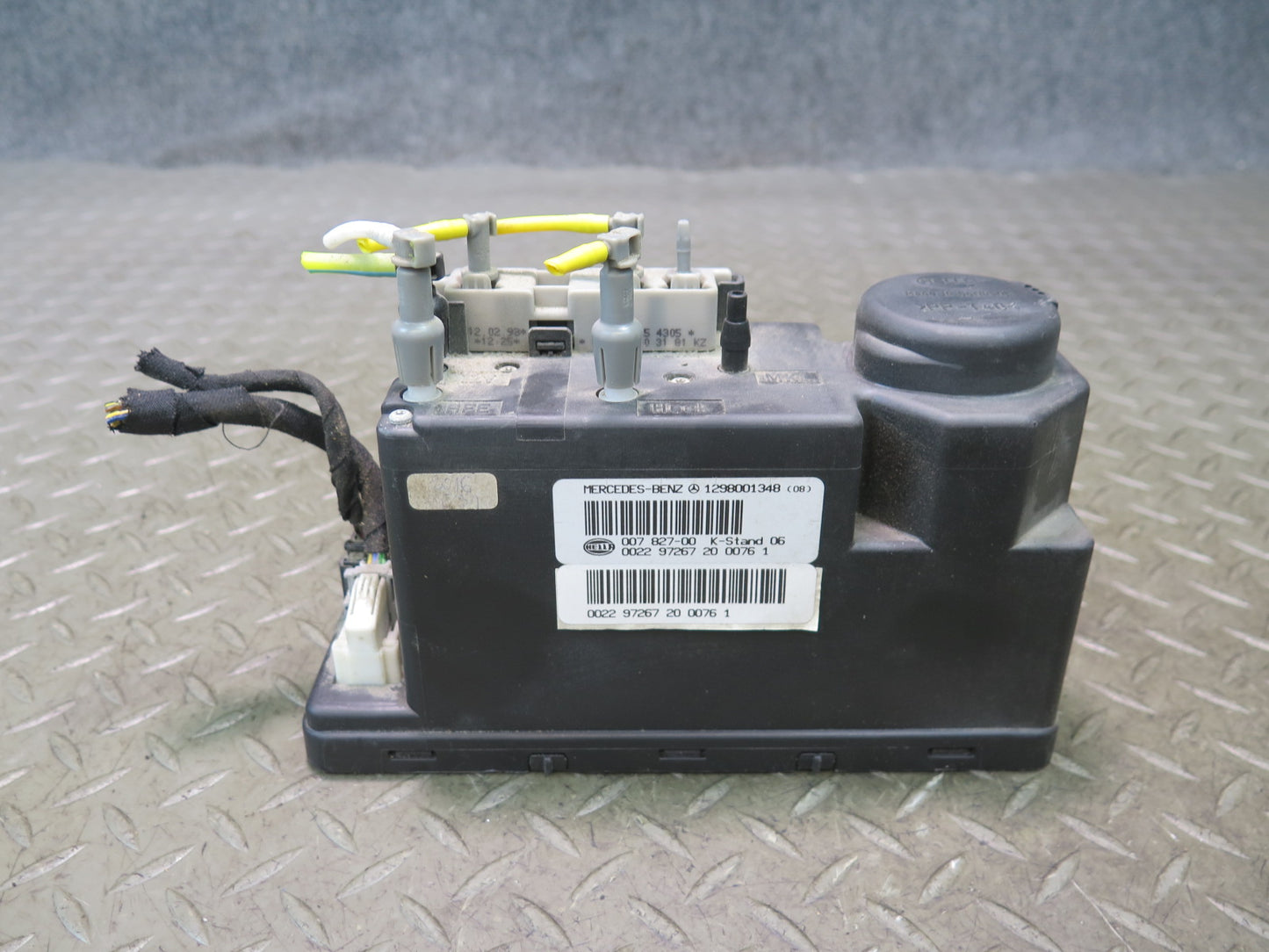 98-02 Mercedes R129 SL Central Lock Door Locking Vacuum Pump 1298001348 OEM