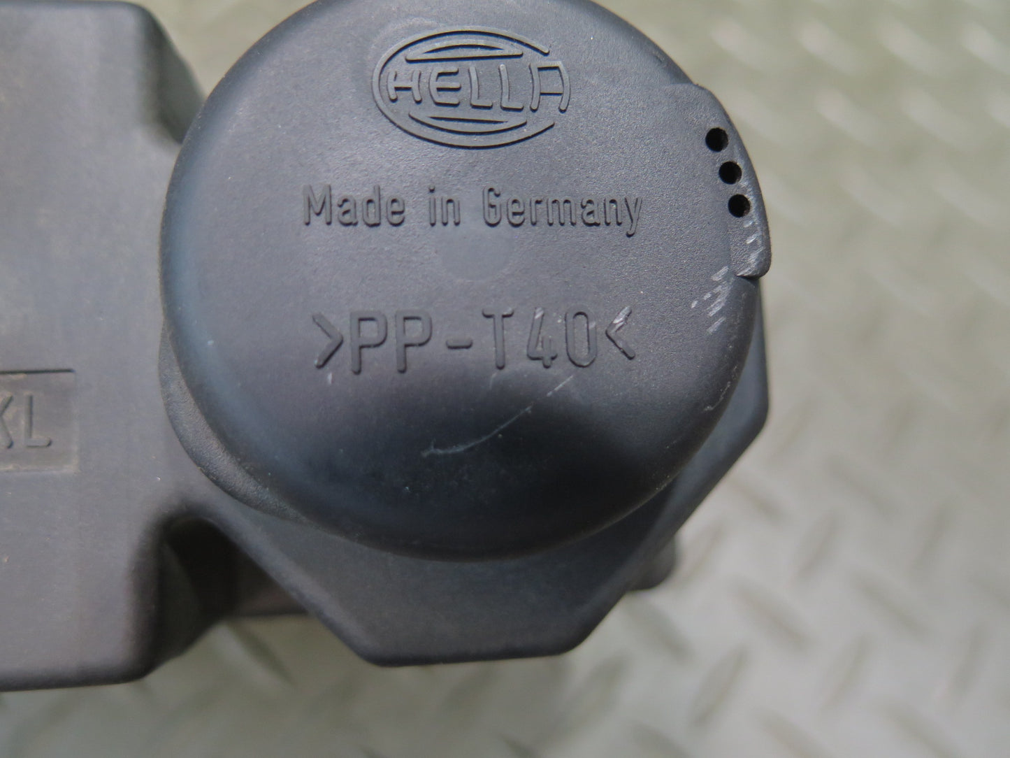 98-02 Mercedes R129 SL Central Lock Door Locking Vacuum Pump 1298001348 OEM