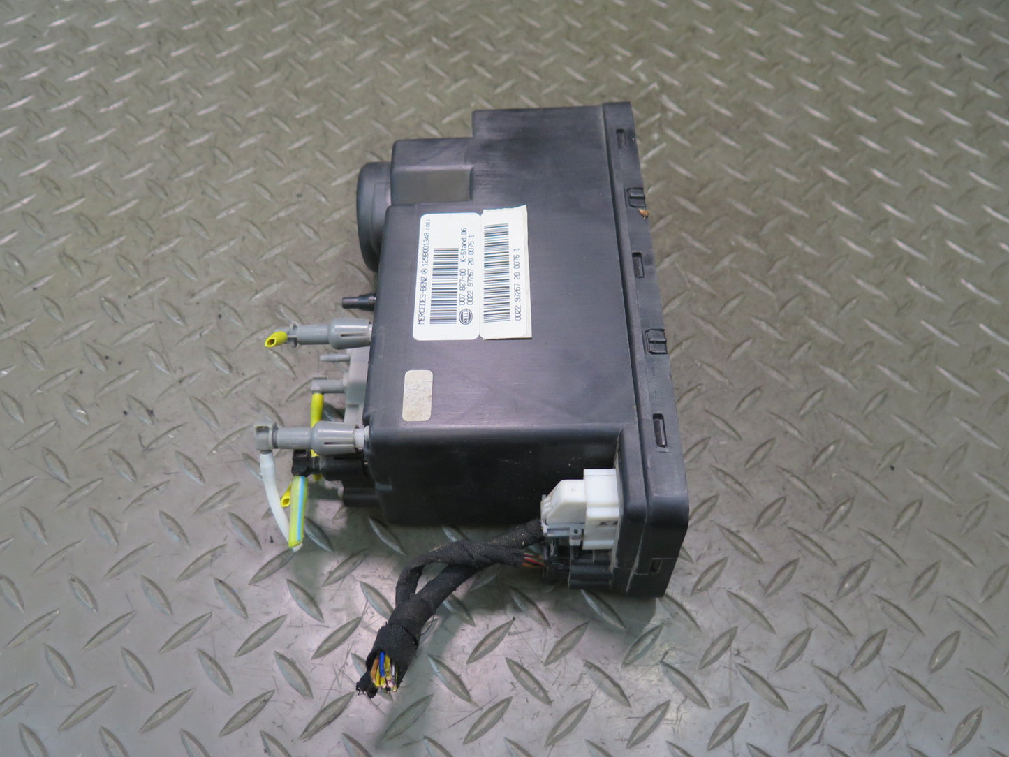 98-02 Mercedes R129 SL Central Lock Door Locking Vacuum Pump 1298001348 OEM