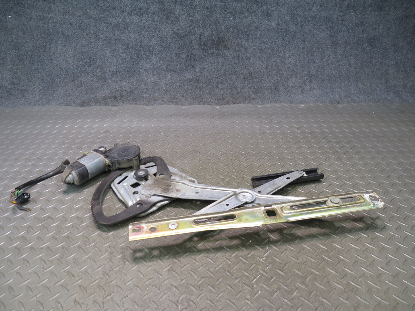 94-02 Mercedes R129 Sl-class Right Door Window Regulator w Motor OEM
