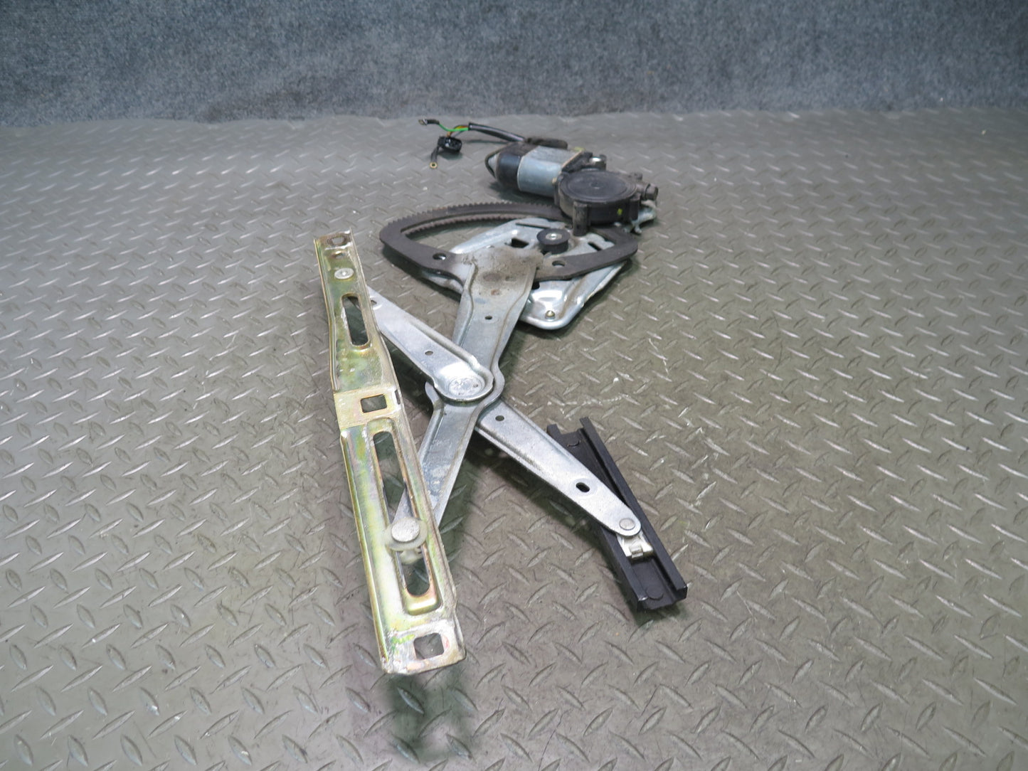 94-02 Mercedes R129 Sl-class Right Door Window Regulator w Motor OEM