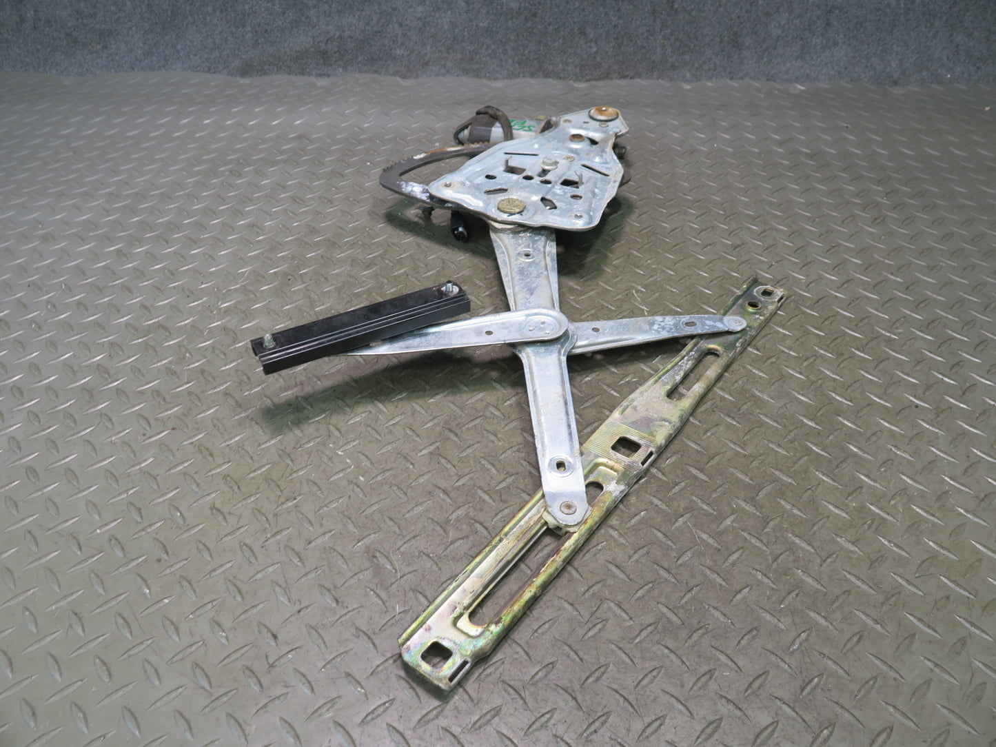 94-02 Mercedes R129 Sl-class Left Door Window Regulator w Motor OEM