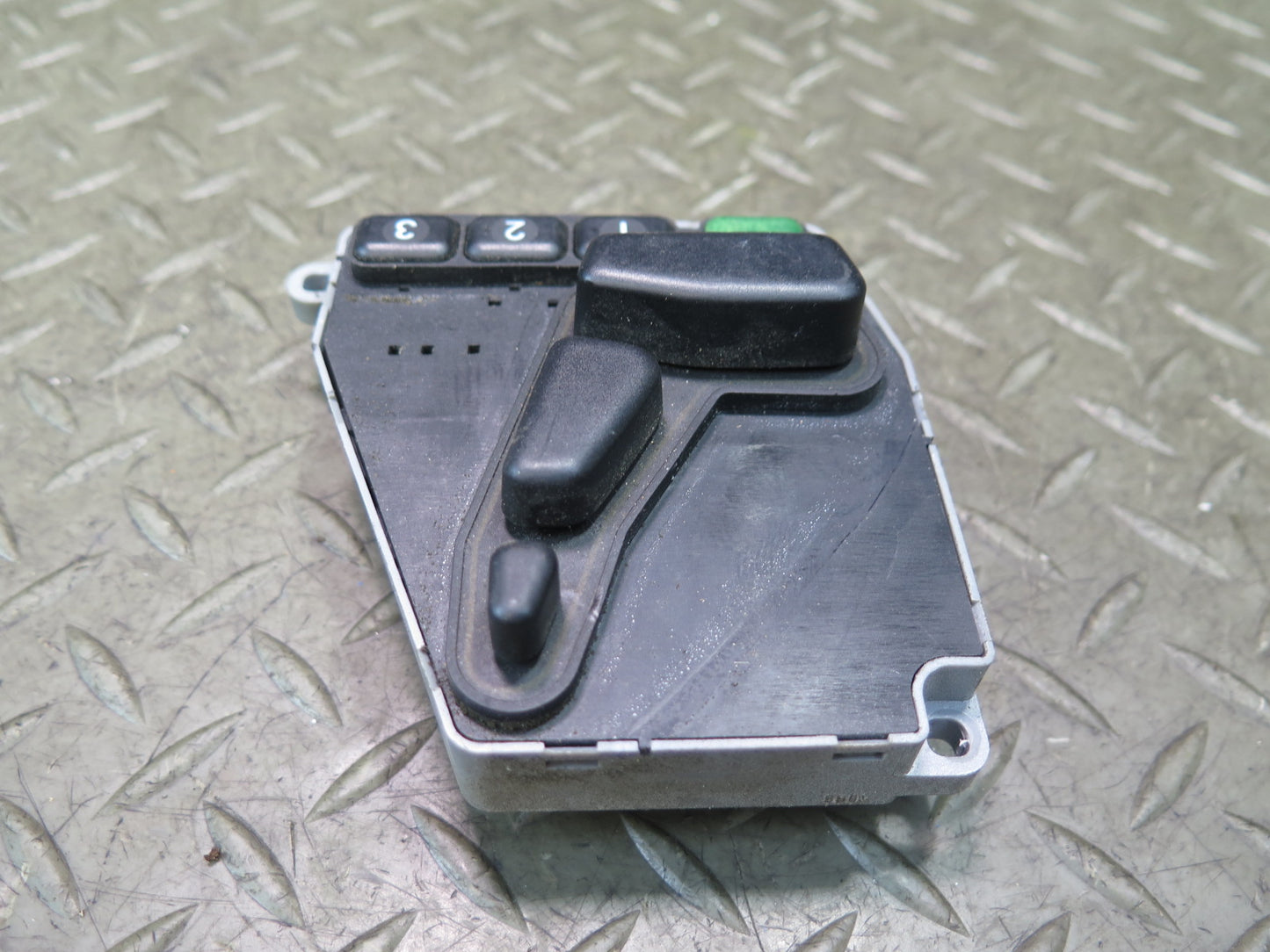 96-02 Mercedes R129 SL Front Right Seat Adjust Control Switch 1298202210 OEM