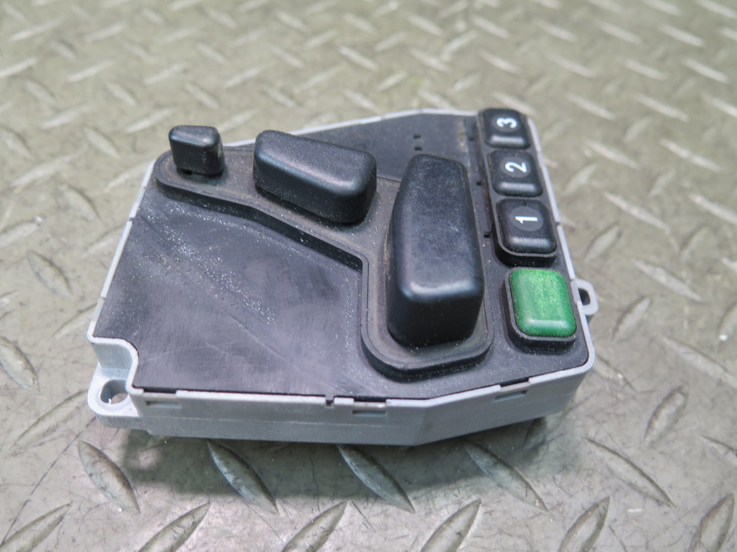 96-02 Mercedes R129 SL Front Right Seat Adjust Control Switch 1298202210 OEM