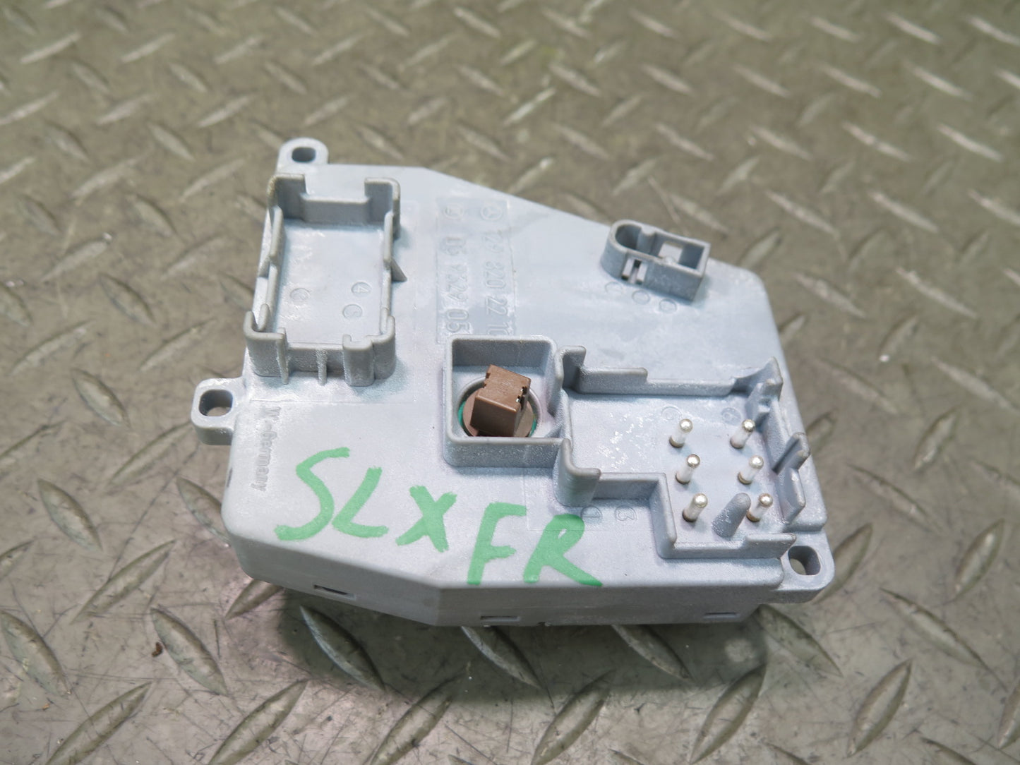 96-02 Mercedes R129 SL Front Right Seat Adjust Control Switch 1298202210 OEM