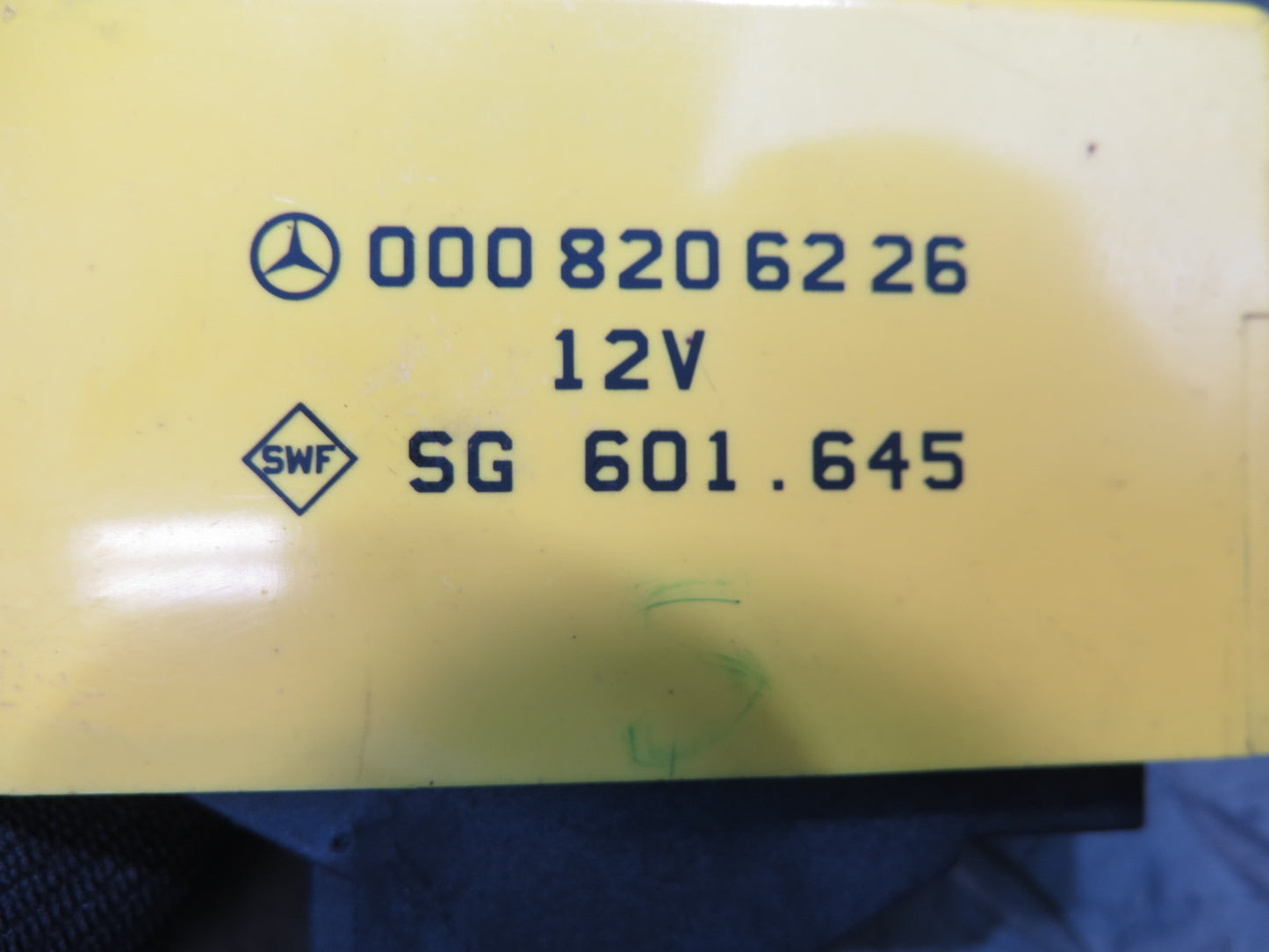 94-02 Mercedes R129 Sl-class Heated Seat Heater Control Module 0008206226 OEM