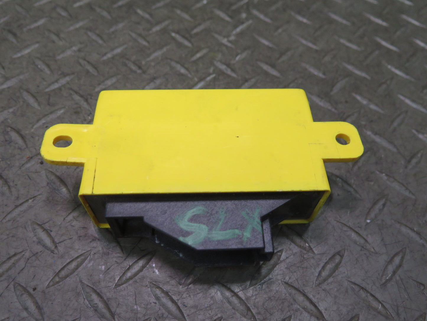 94-02 Mercedes R129 Sl-class Heated Seat Heater Control Module 0008206226 OEM