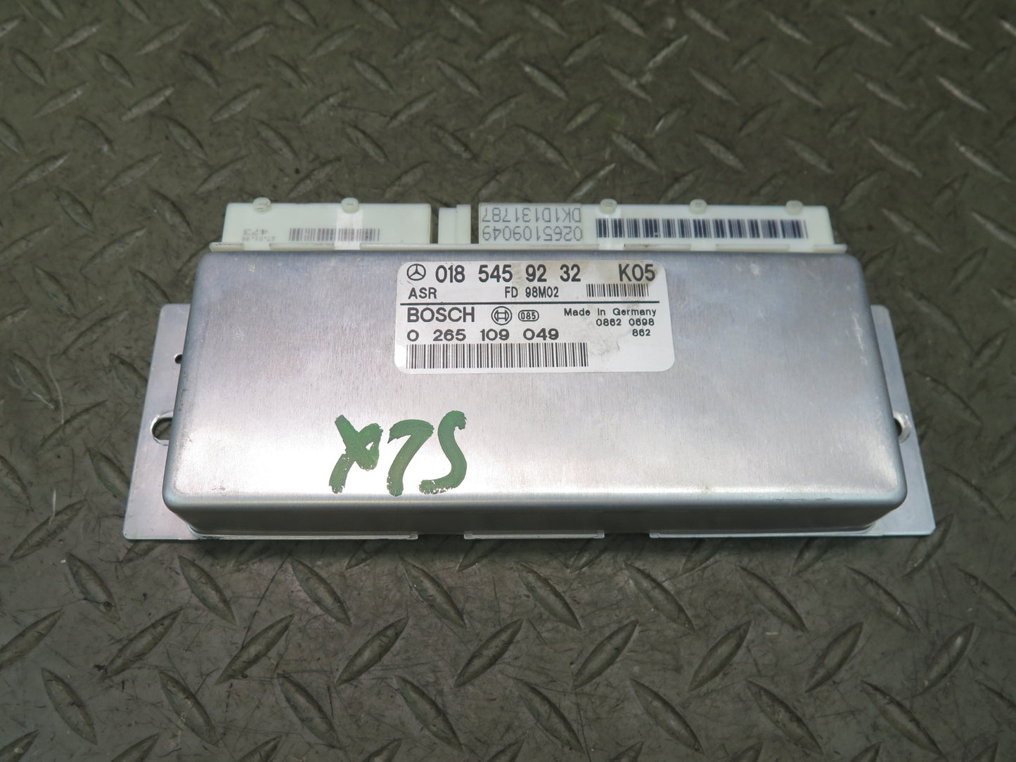 96-98 Mercedes R129 SL500 ASR Stability Control Module 0185459232 OEM