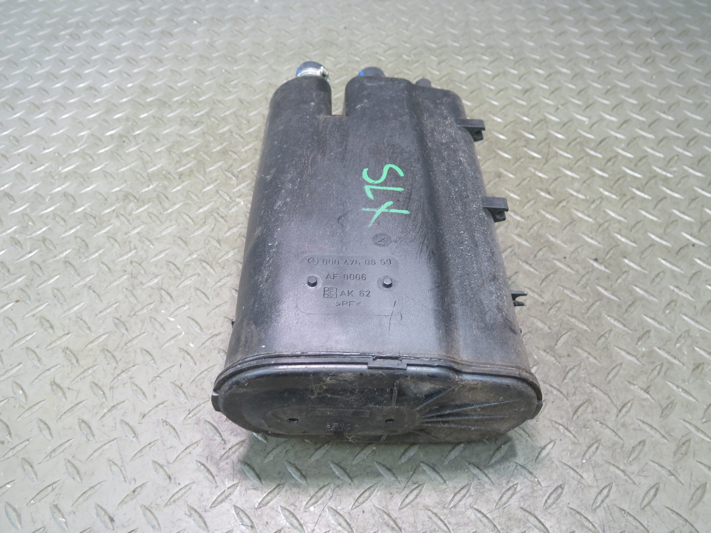 98-02 Mercedes R129 Sl-class Fuel Evap Vapor Charcoal Canister 0004760859 OEM
