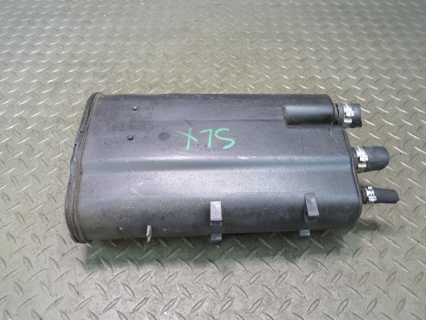 98-02 Mercedes R129 Sl-class Fuel Evap Vapor Charcoal Canister 0004760859 OEM