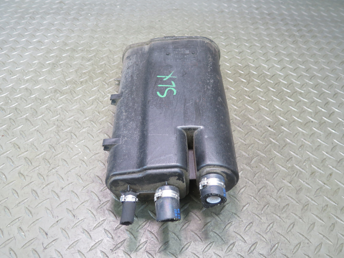 98-02 Mercedes R129 Sl-class Fuel Evap Vapor Charcoal Canister 0004760859 OEM