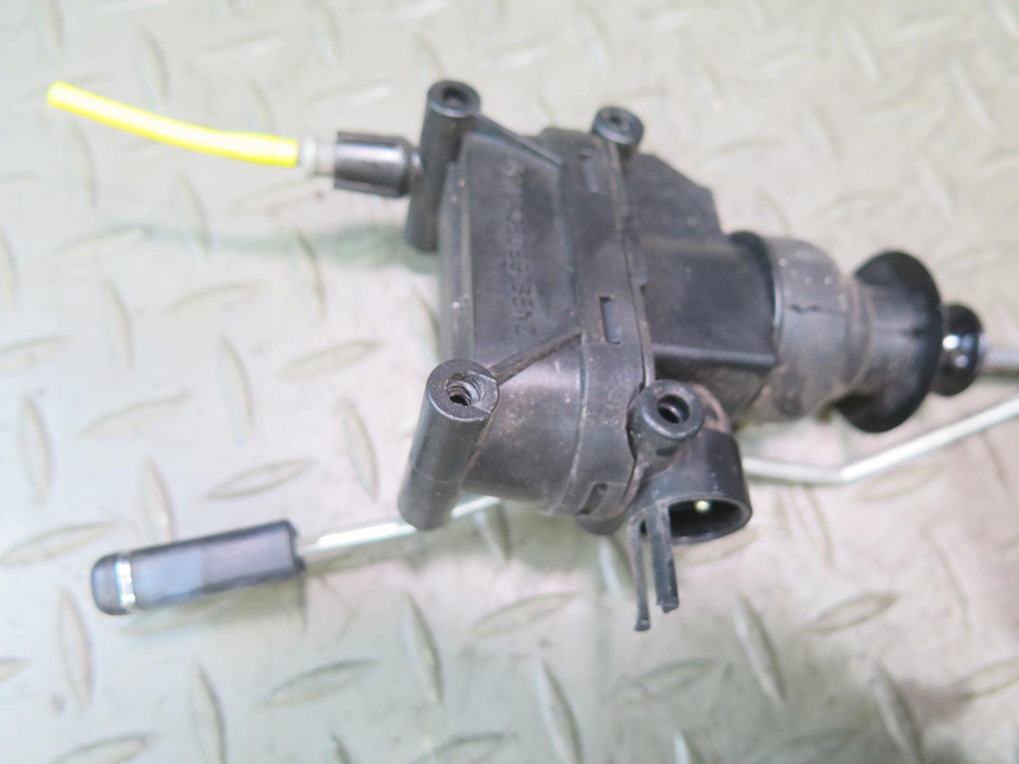 94-02 Mercedes R129 Sl-class Left Door Lock Latch Actuator OEM