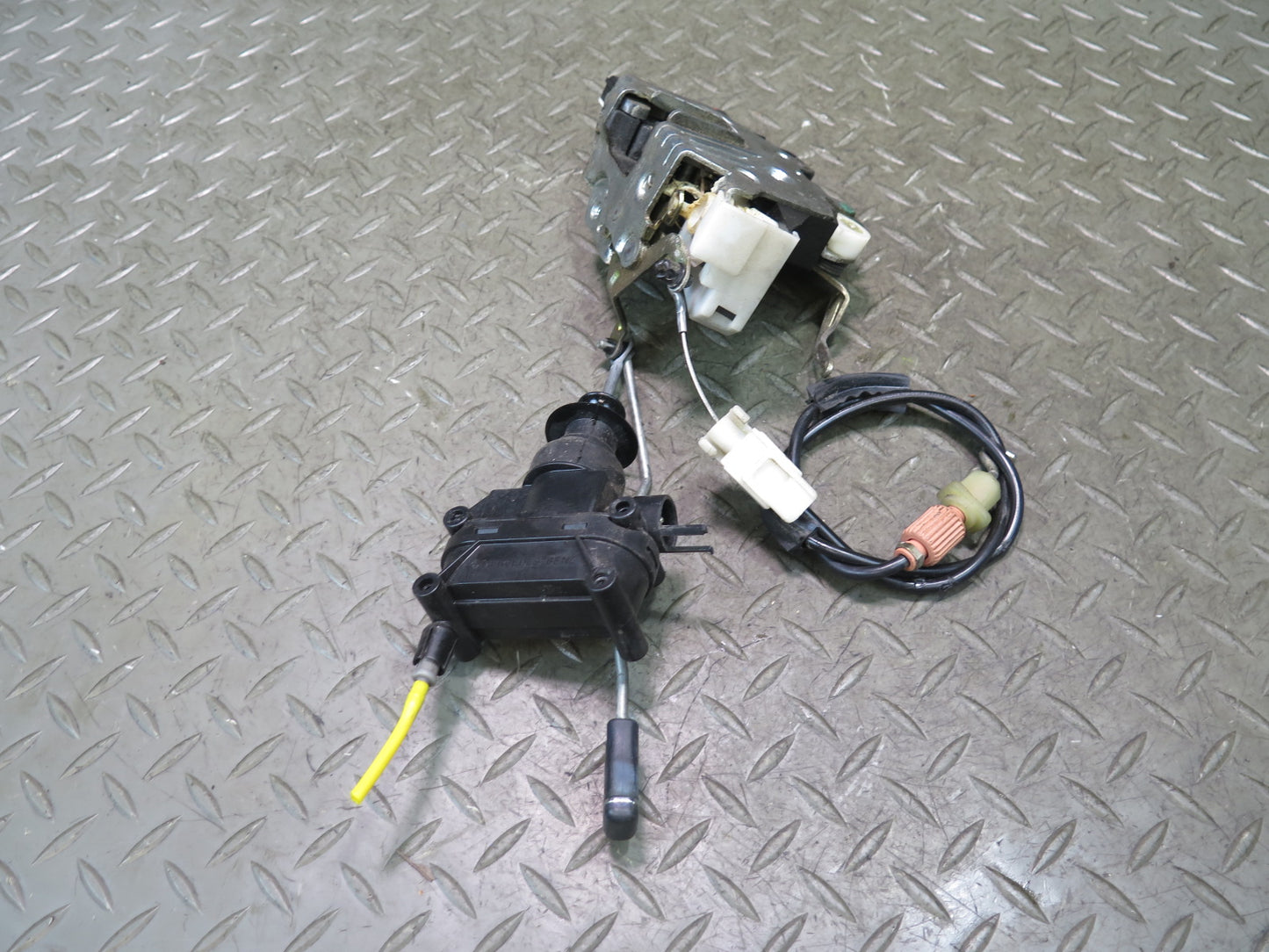 94-02 Mercedes R129 Sl-class Left Door Lock Latch Actuator OEM