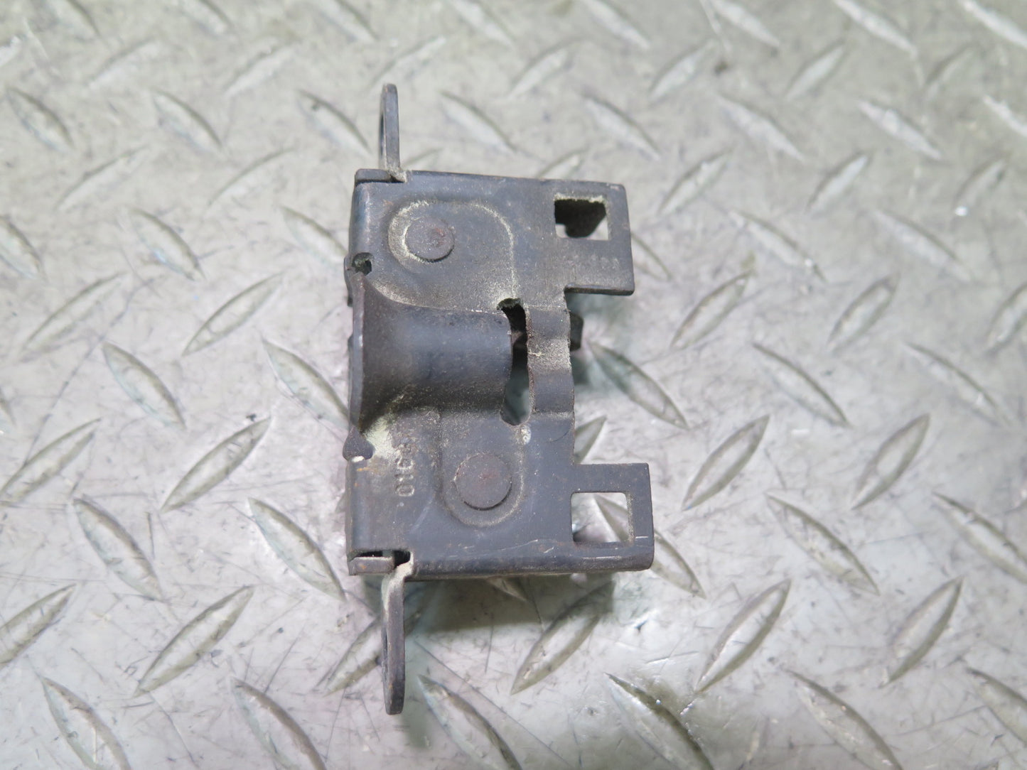 94-02 Mercedes R129 Sl-class Set of 2 Front Left & Right Hood Lock Latch OEM