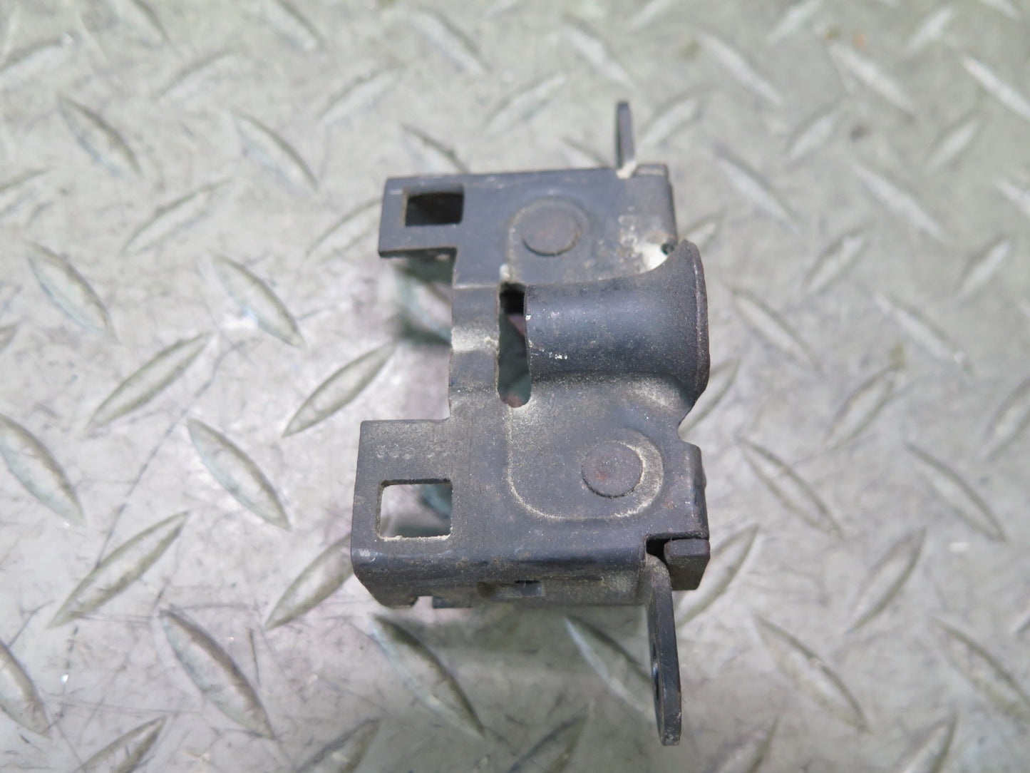 94-02 Mercedes R129 Sl-class Set of 2 Front Left & Right Hood Lock Latch OEM