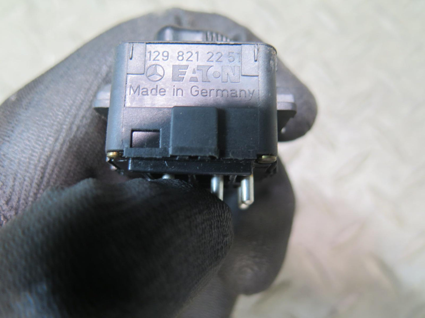 94-02 Mercedes R129 Sl-class Side View Mirror Control Switch 1298212251 OEM