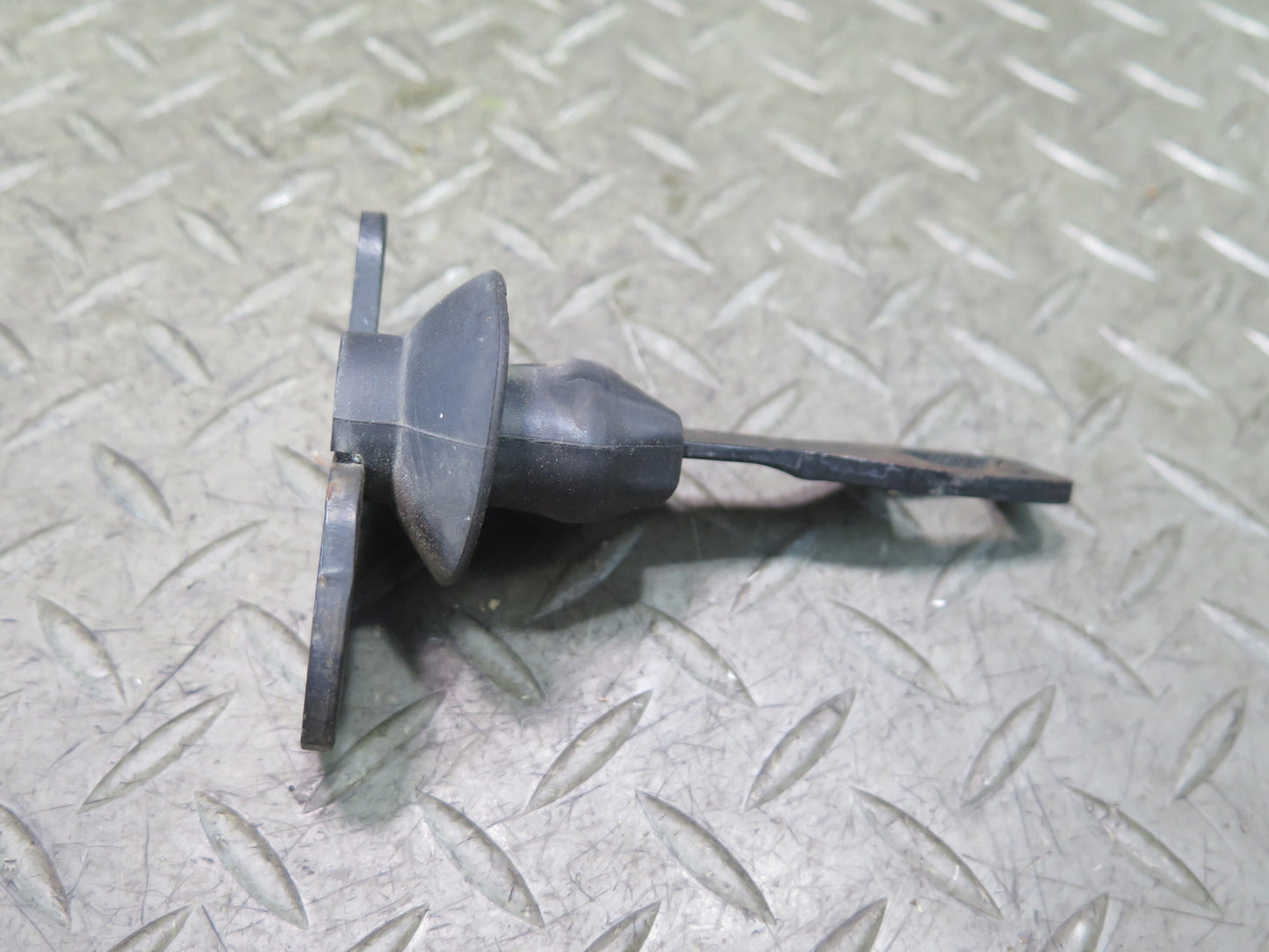 94-02 Mercedes R129 Sl-class TOP Roof Rear Lock Locking PIN Catch OEM